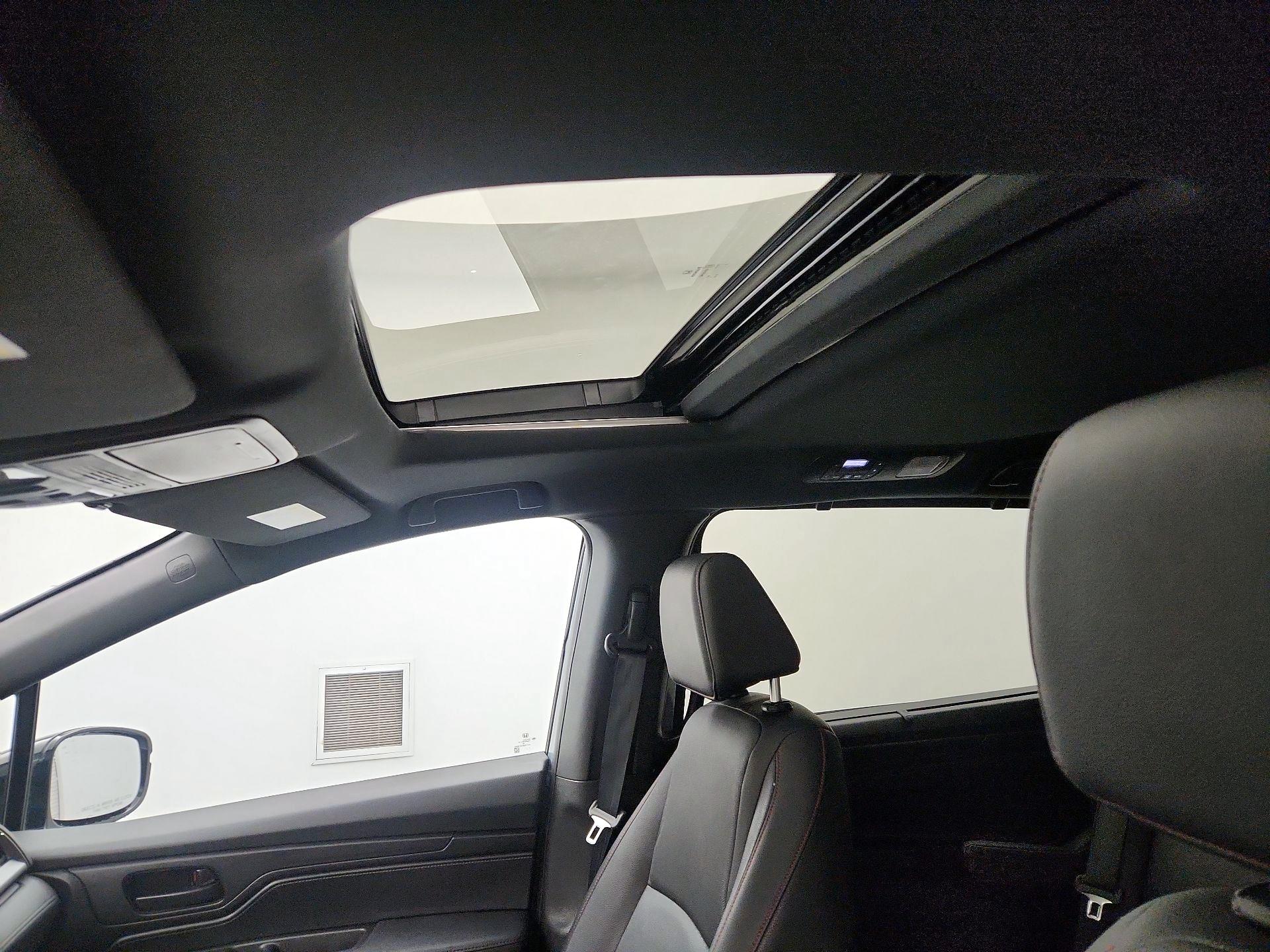 Thumbnail: 2025 Honda Odyssey - 19