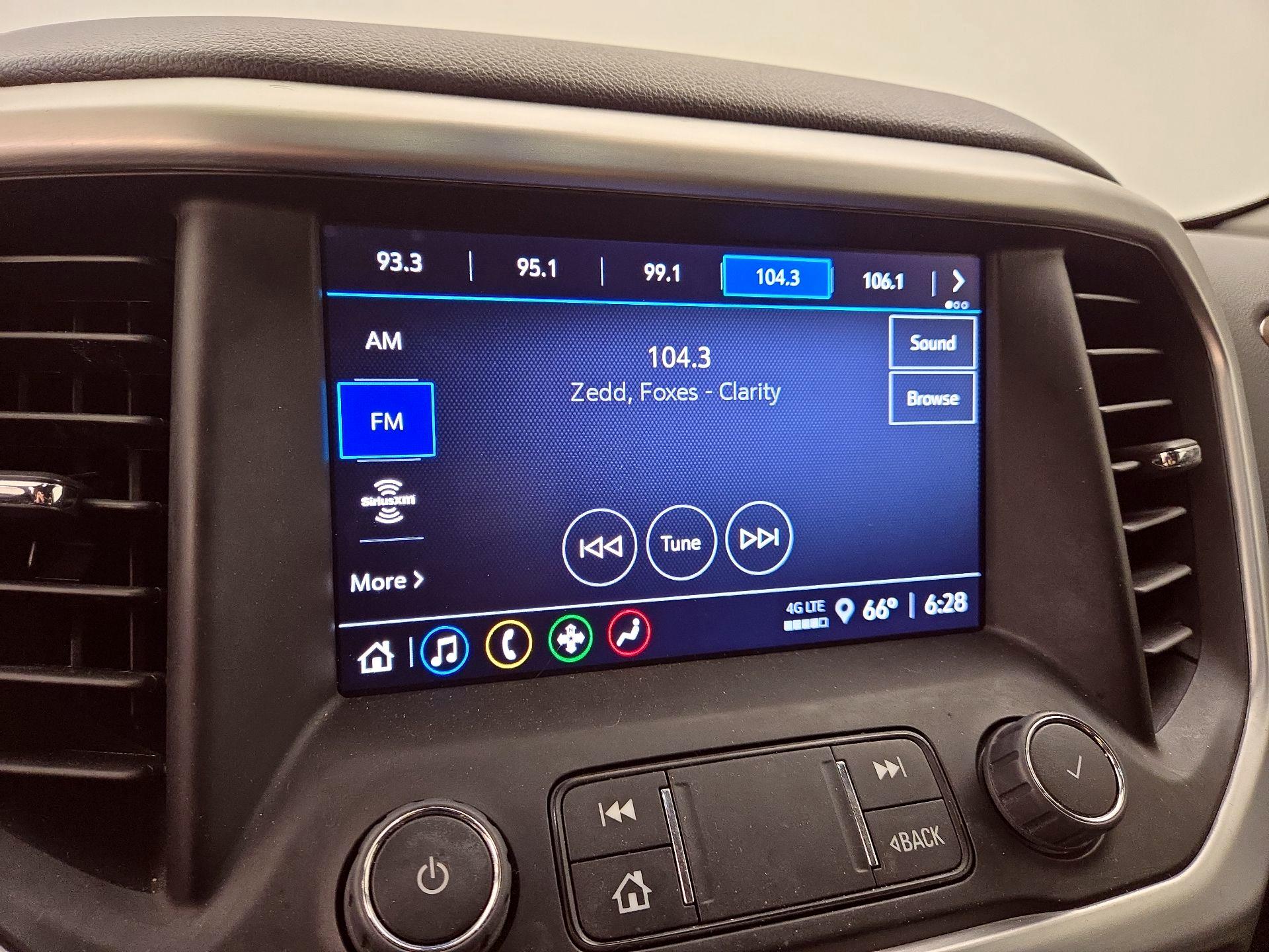 Thumbnail: 2023 GMC Acadia - 15
