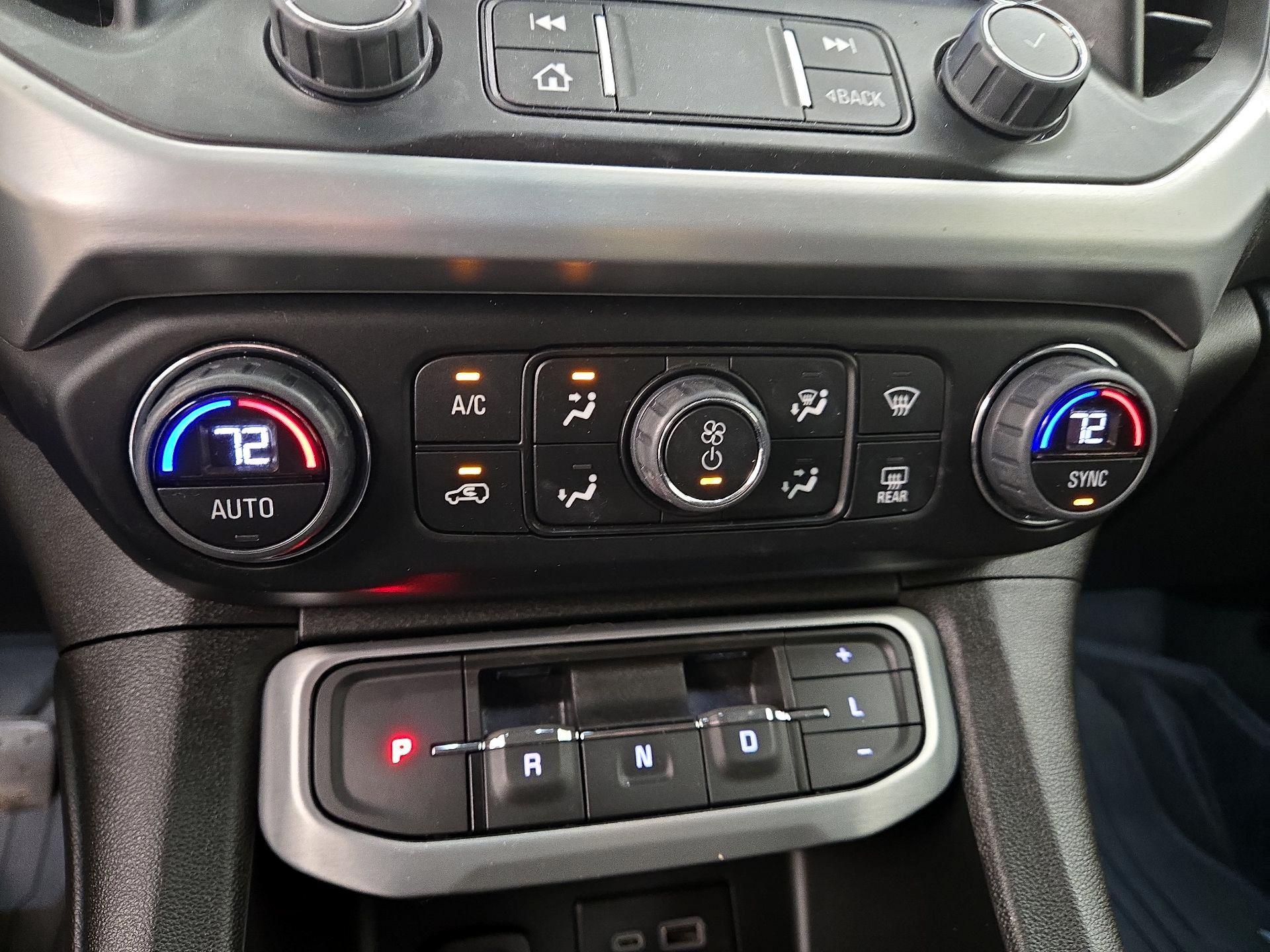 Thumbnail: 2023 GMC Acadia - 16