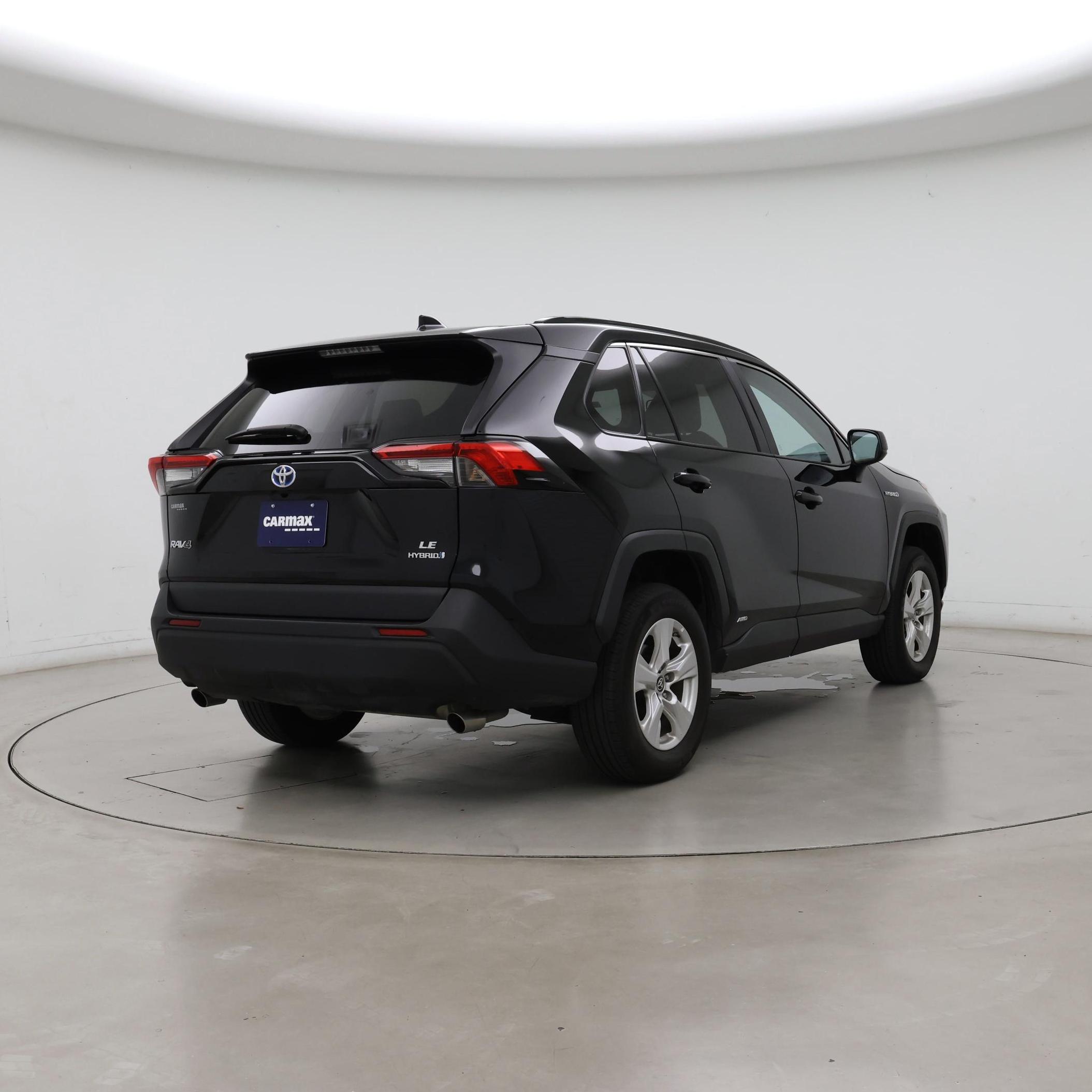 Thumbnail: 2021 Toyota RAV4 - 8