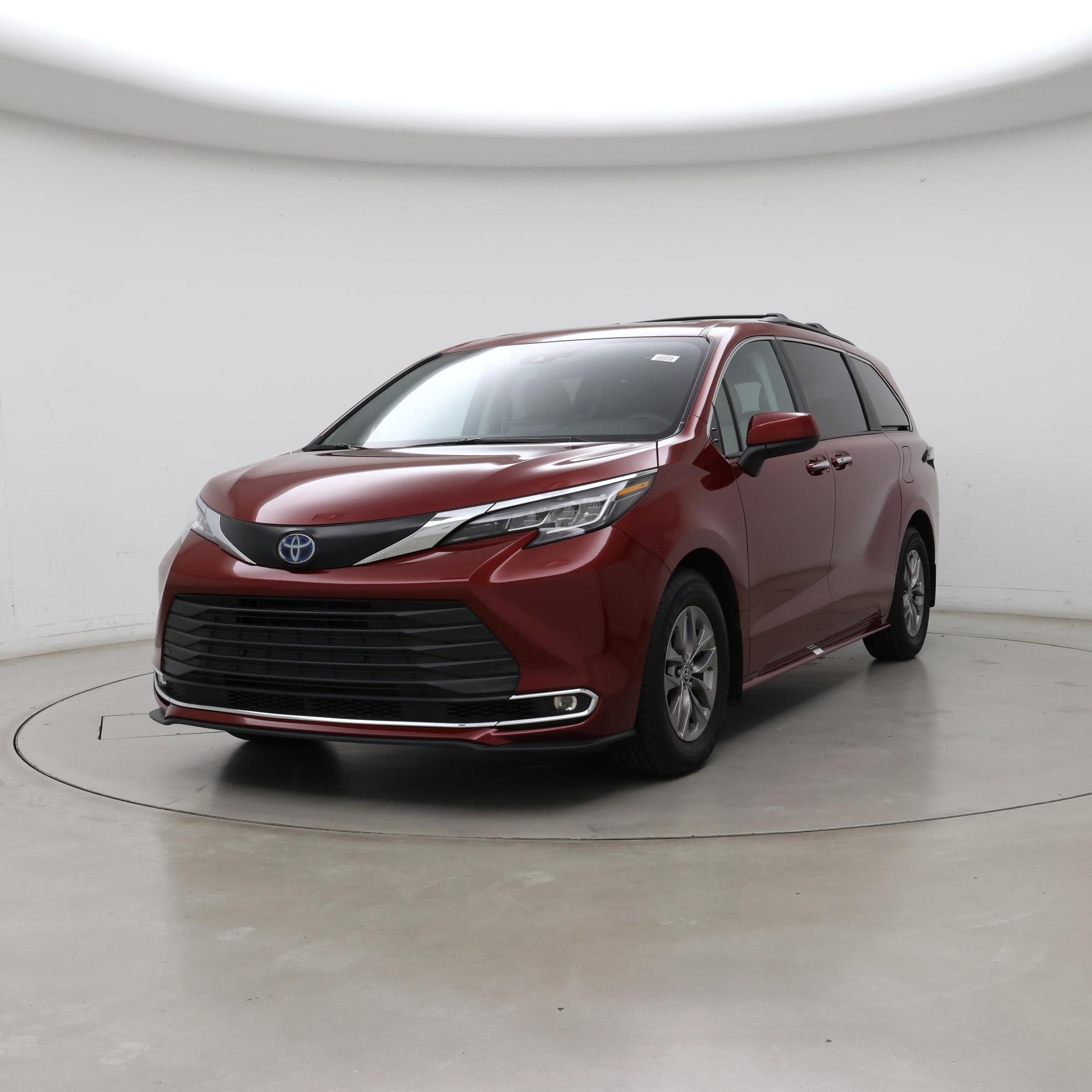 Thumbnail: 2023 Toyota Sienna - 4