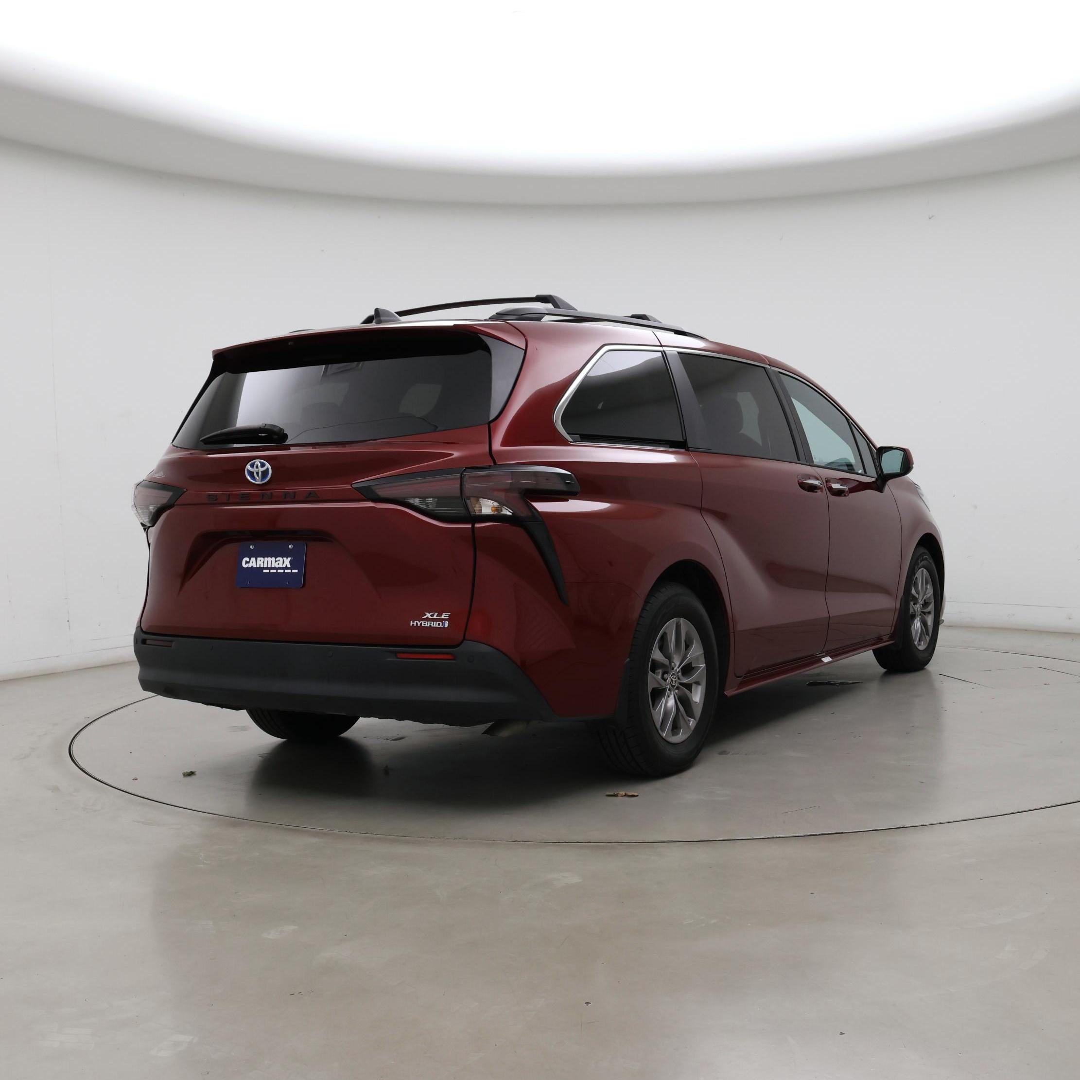 Thumbnail: 2023 Toyota Sienna - 8