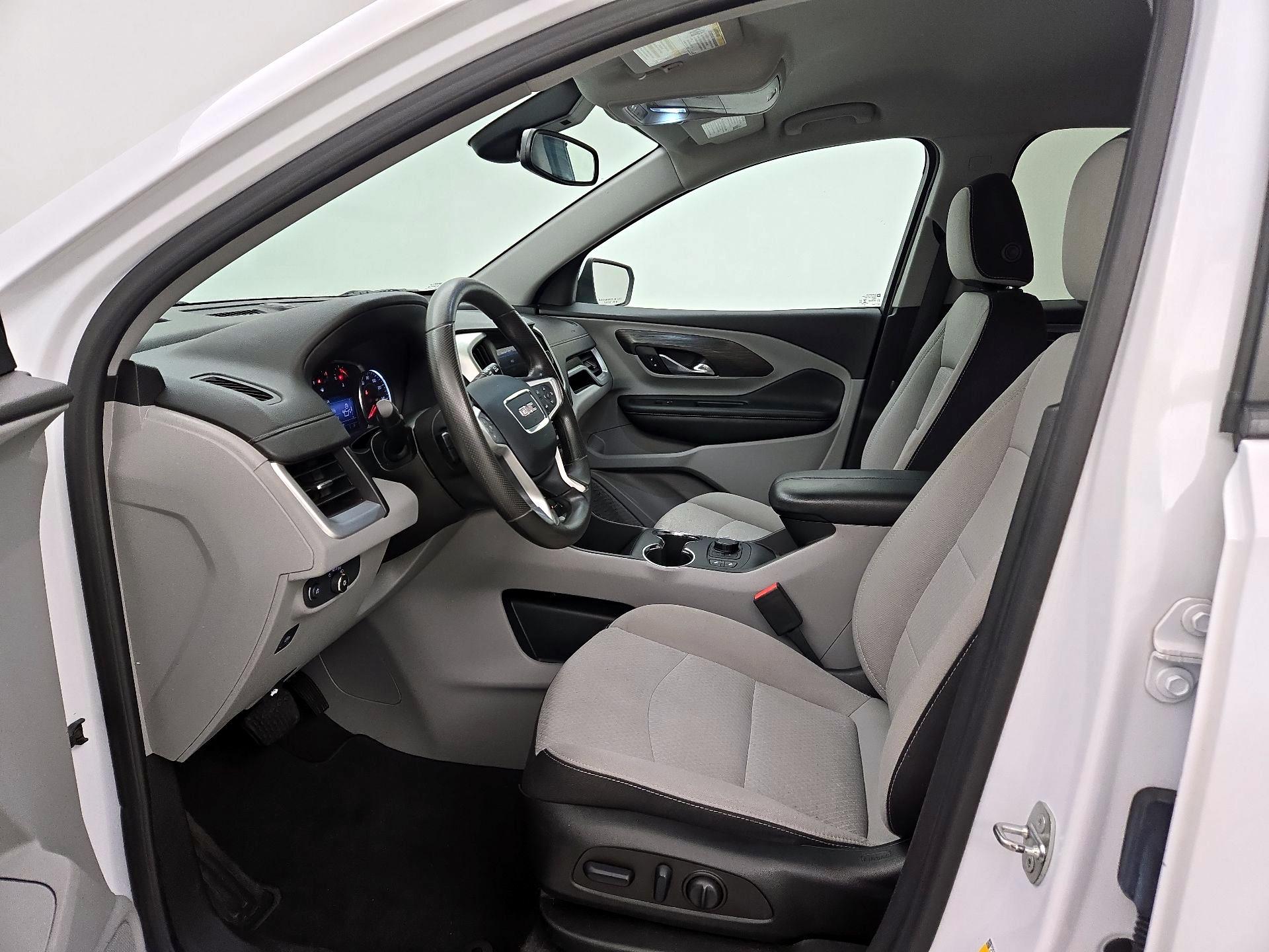Thumbnail: 2022 GMC Terrain - 11
