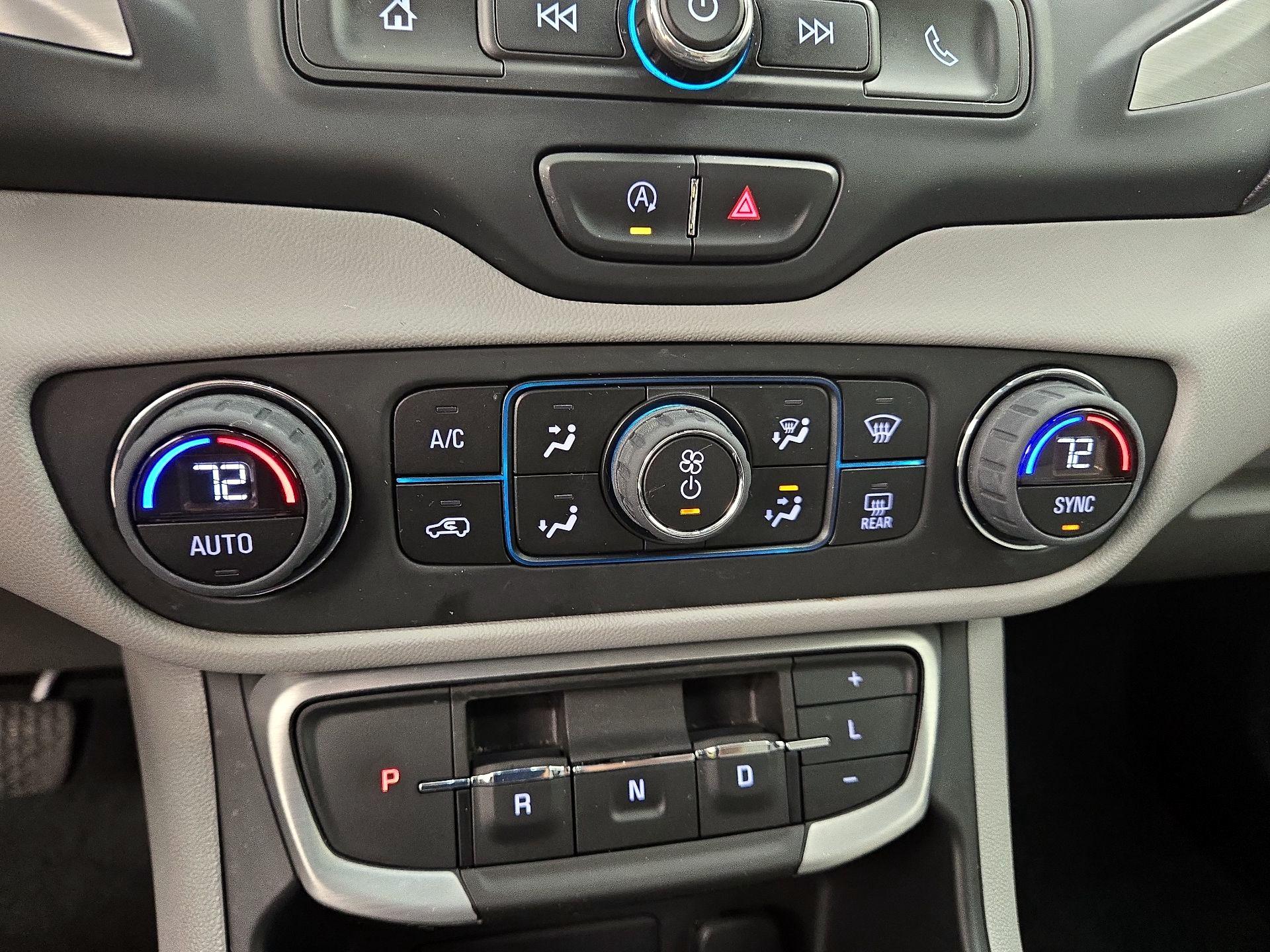 Thumbnail: 2022 GMC Terrain - 16