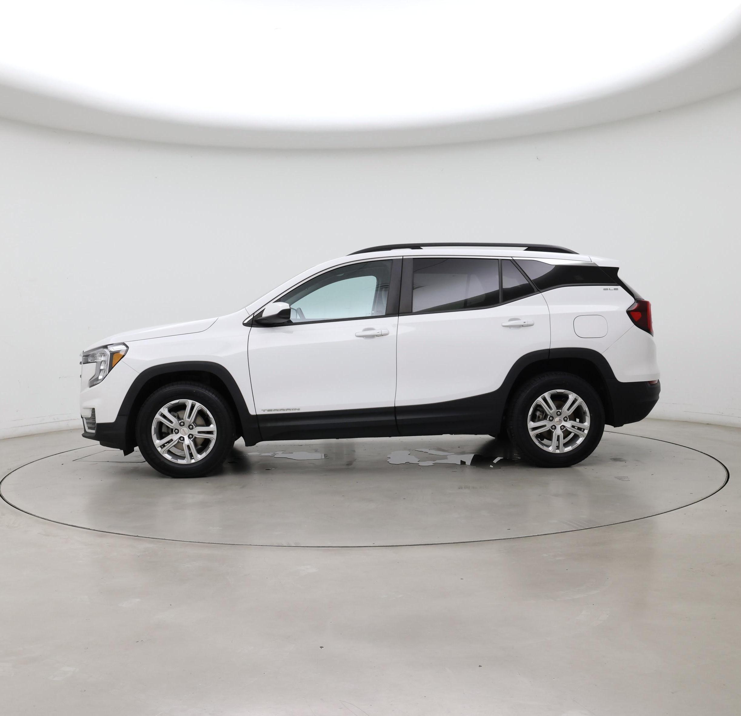Thumbnail: 2022 GMC Terrain - 3