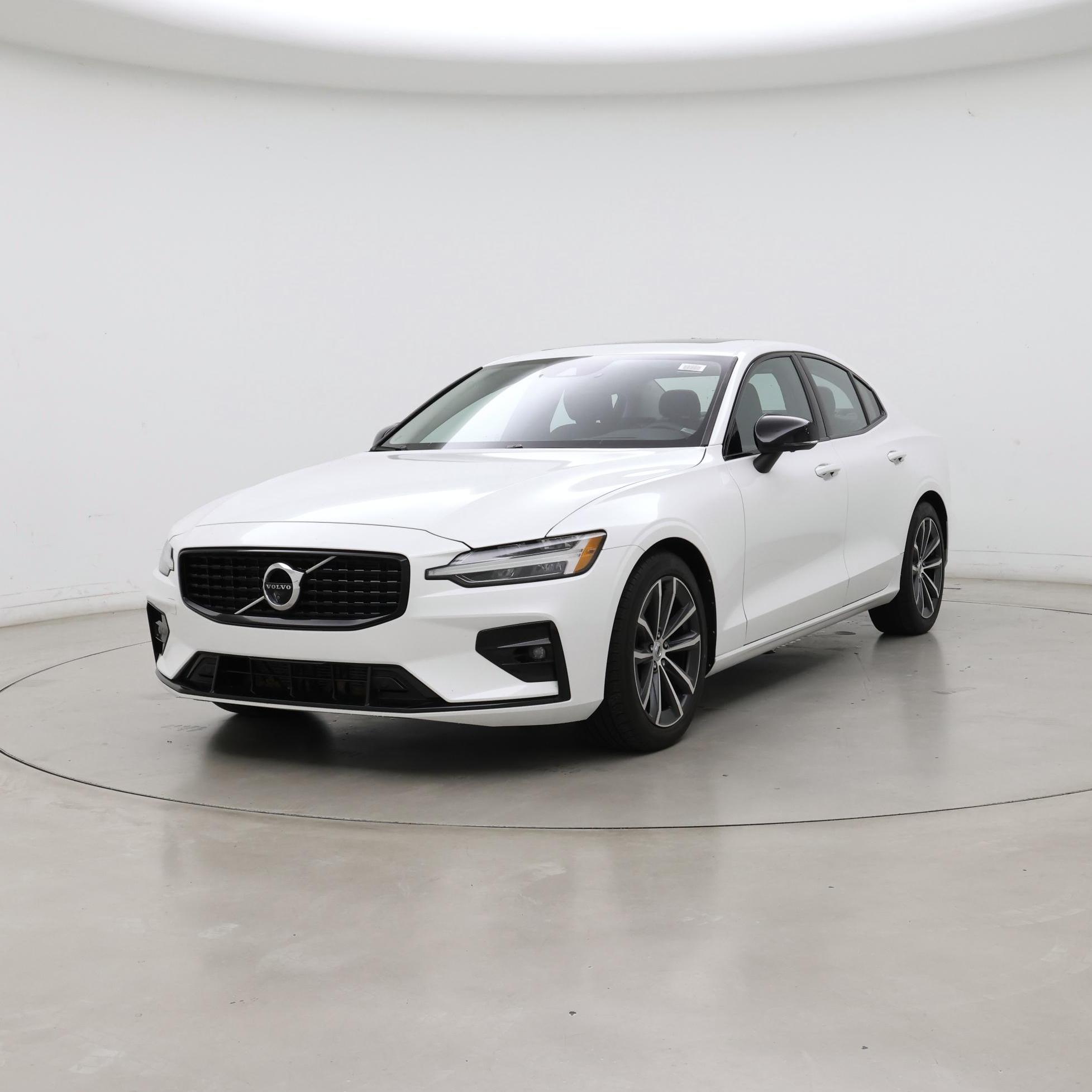 Thumbnail: 2022 Volvo S60 - 4