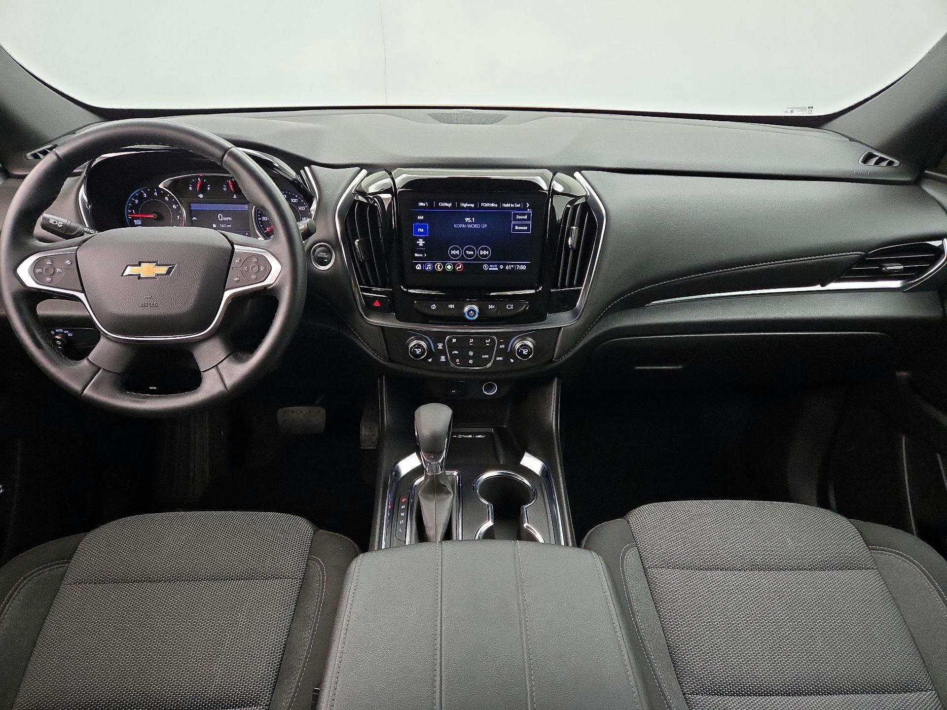 Thumbnail: 2023 Chevrolet Traverse - 9