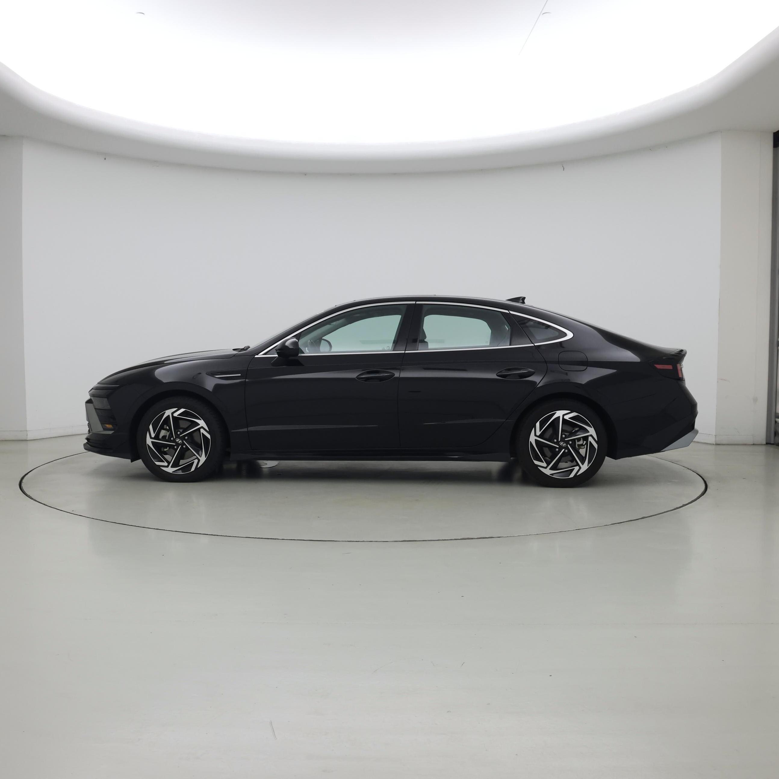 Thumbnail: 2024 Hyundai Sonata - 3