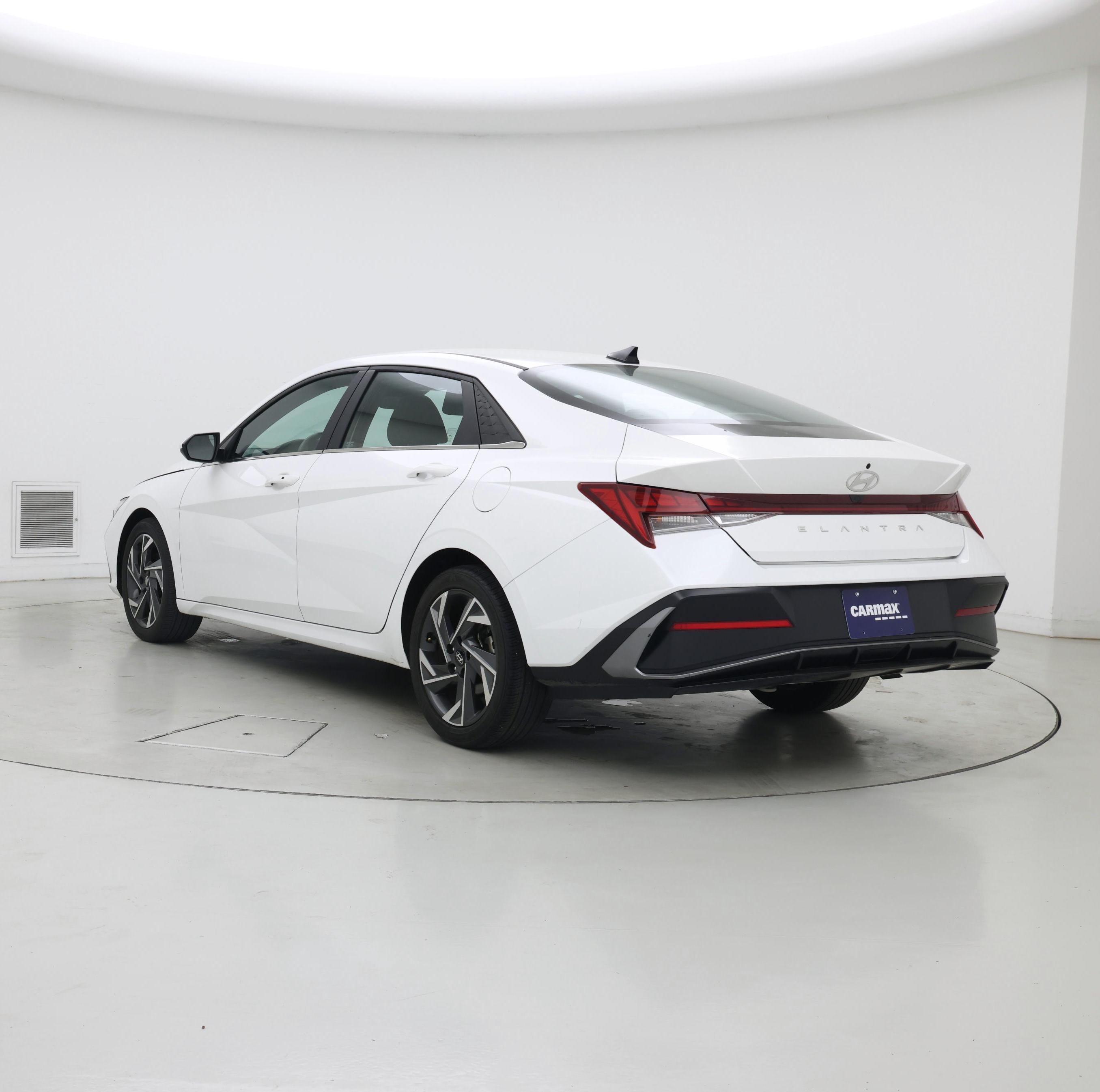 Thumbnail: 2024 Hyundai Elantra - 2