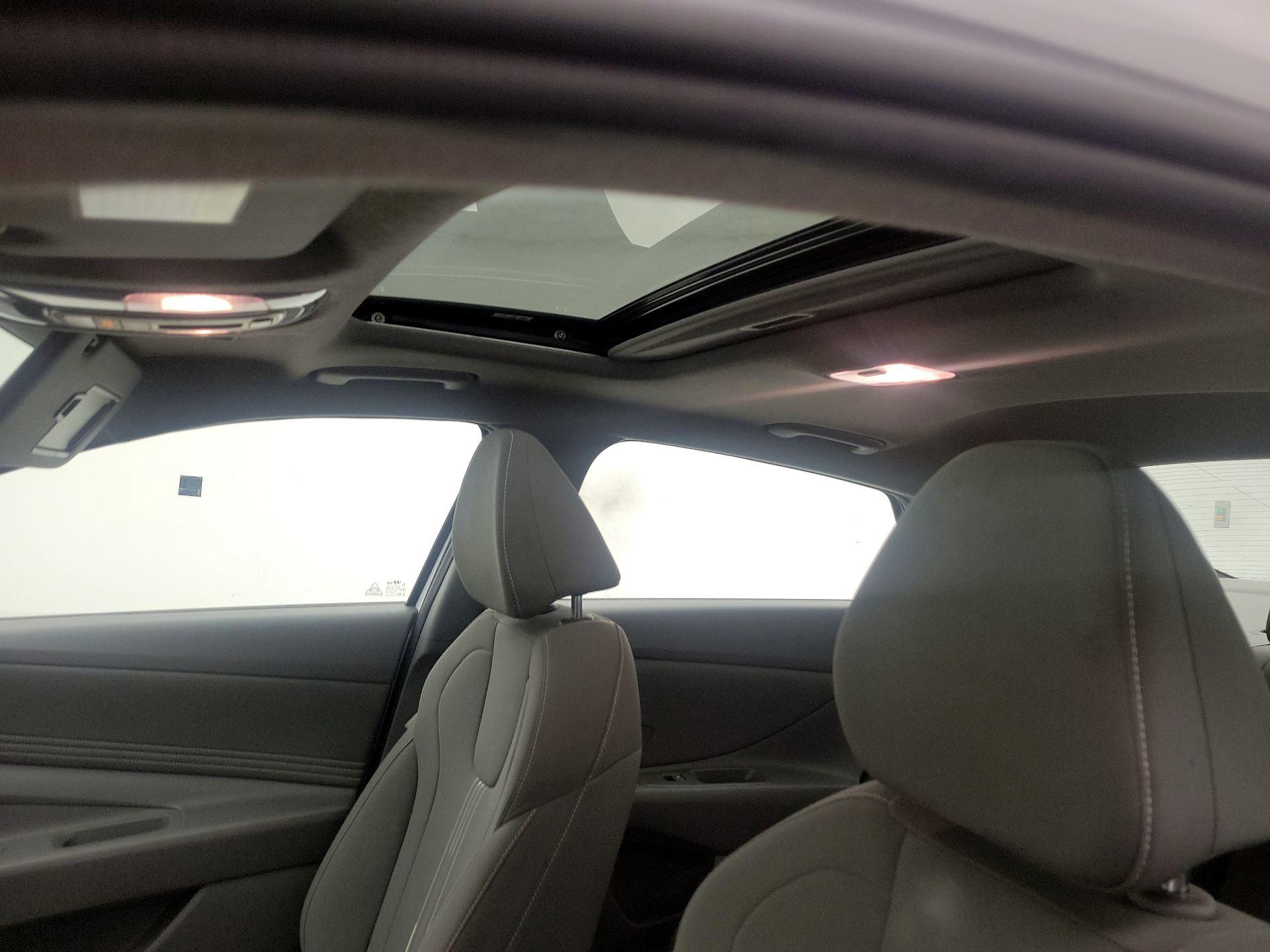 Thumbnail: 2024 Hyundai Elantra - 20