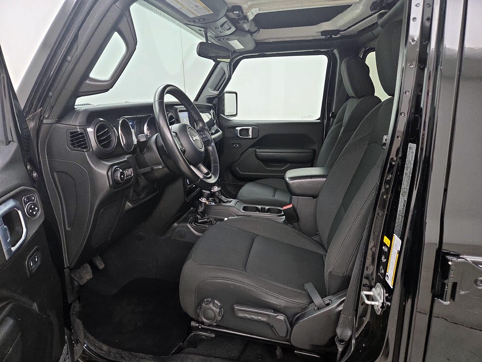Thumbnail: 2021 Jeep Wrangler - 11