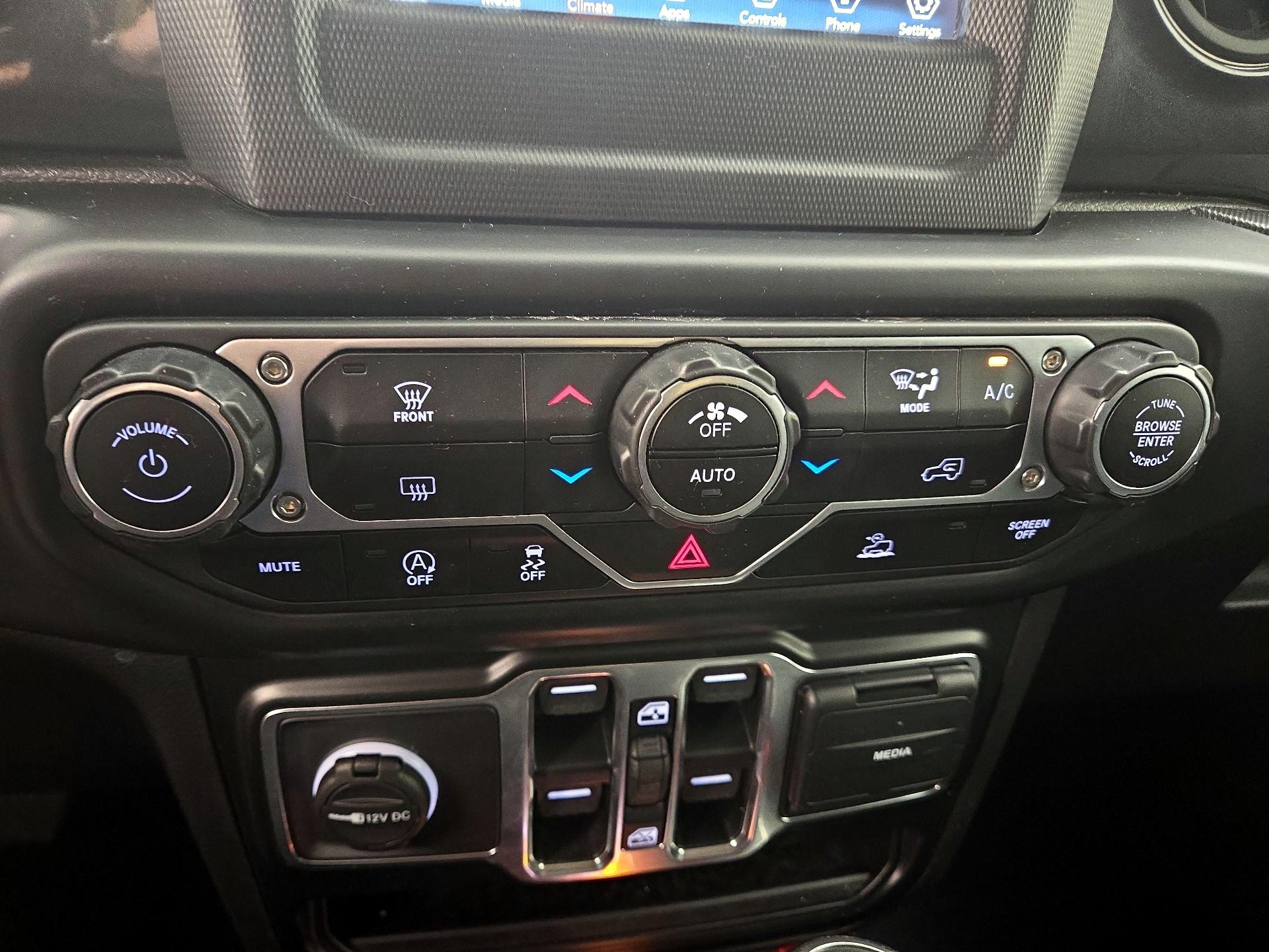 Thumbnail: 2021 Jeep Wrangler - 16