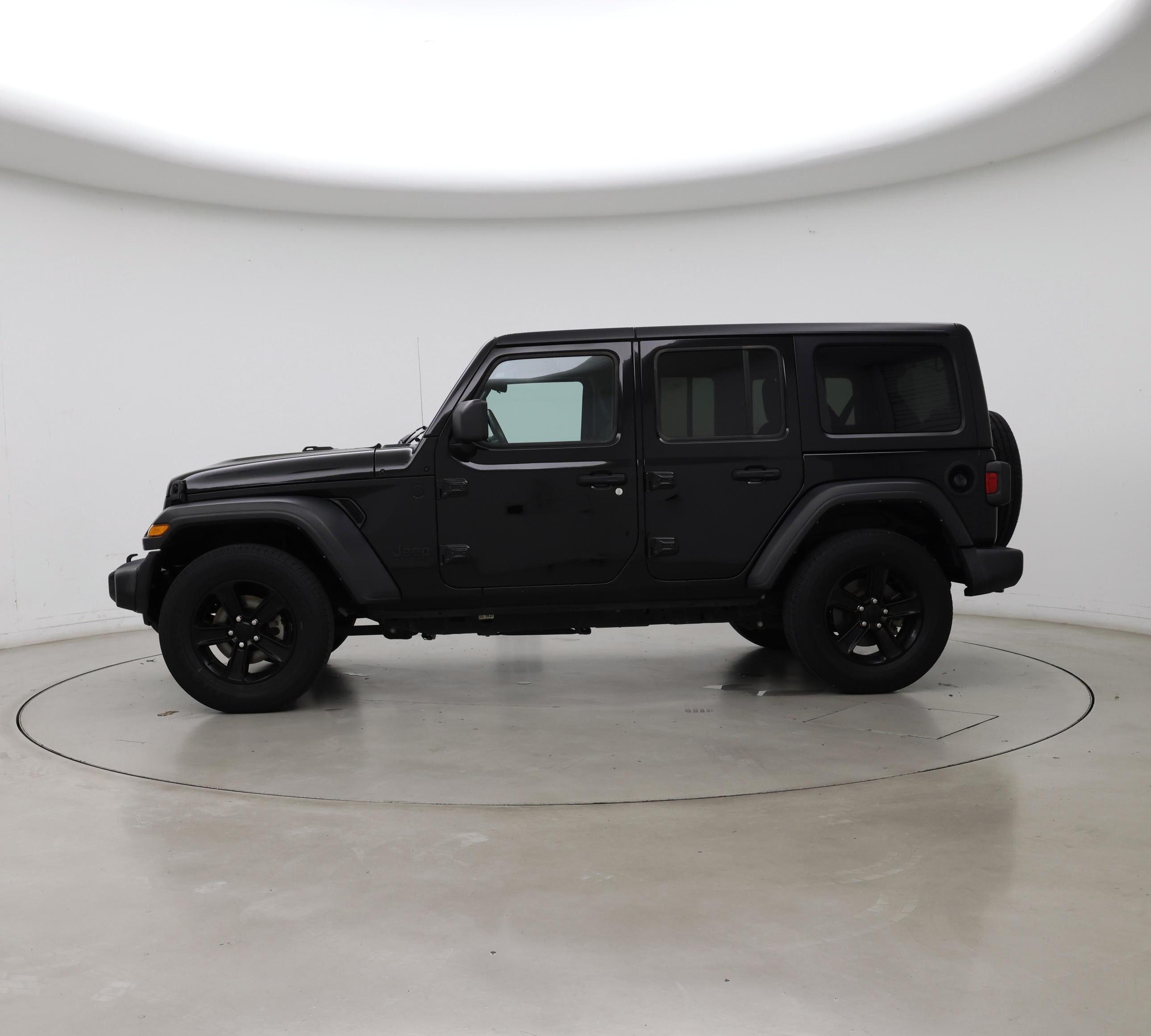 Thumbnail: 2021 Jeep Wrangler - 3