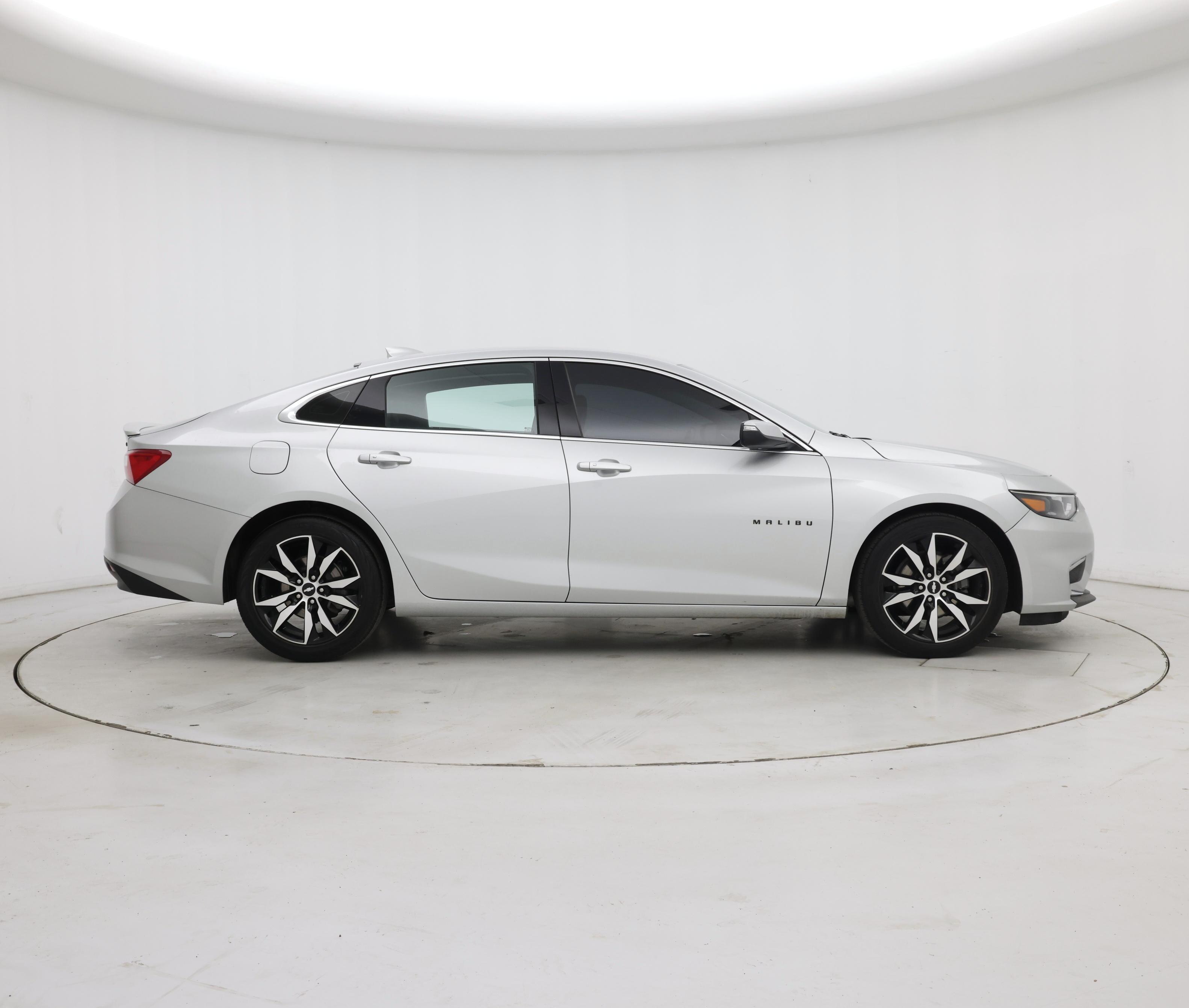 Thumbnail: 2018 Chevrolet Malibu - 7