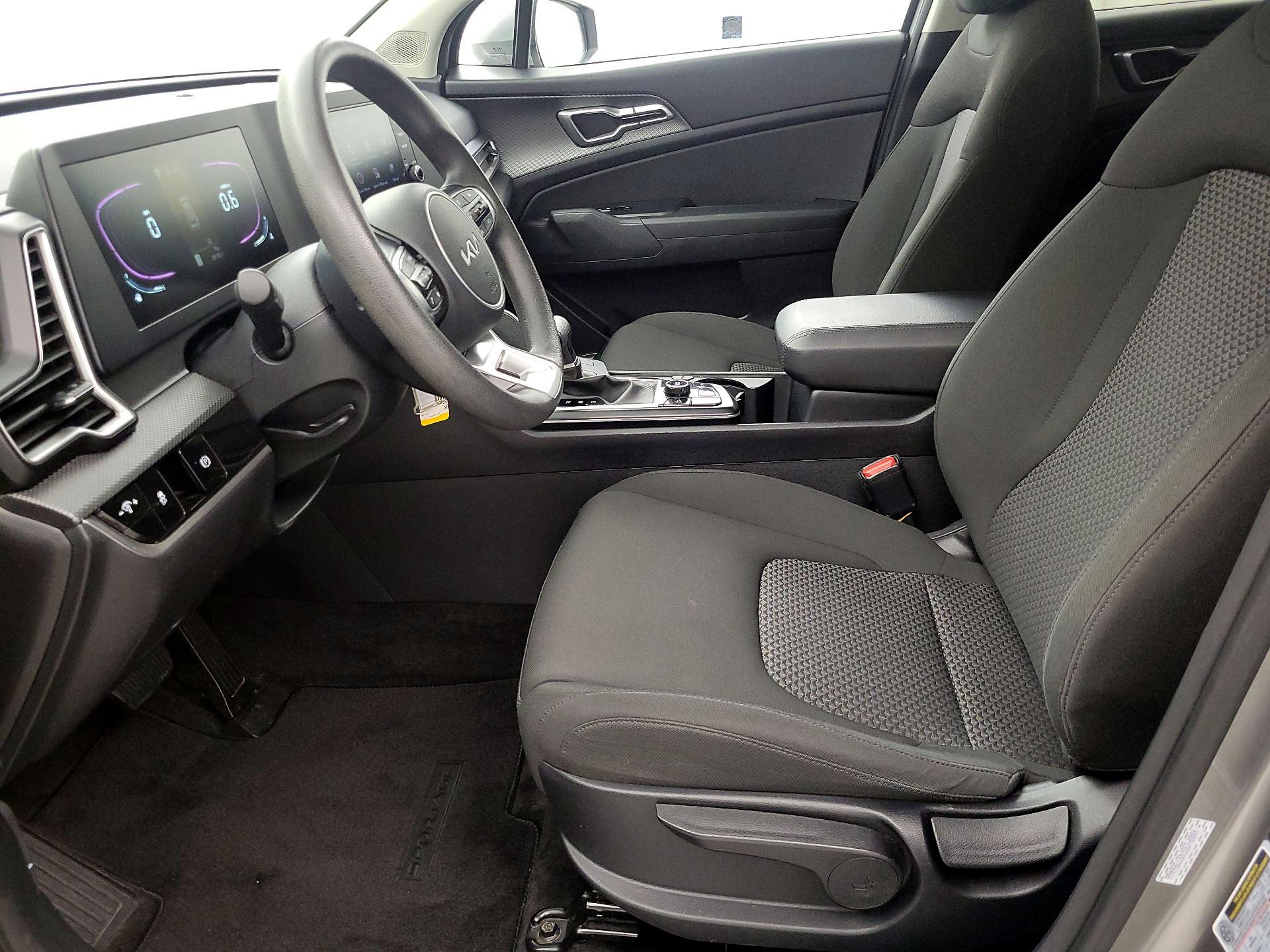 Thumbnail: 2025 Kia Sportage - 11