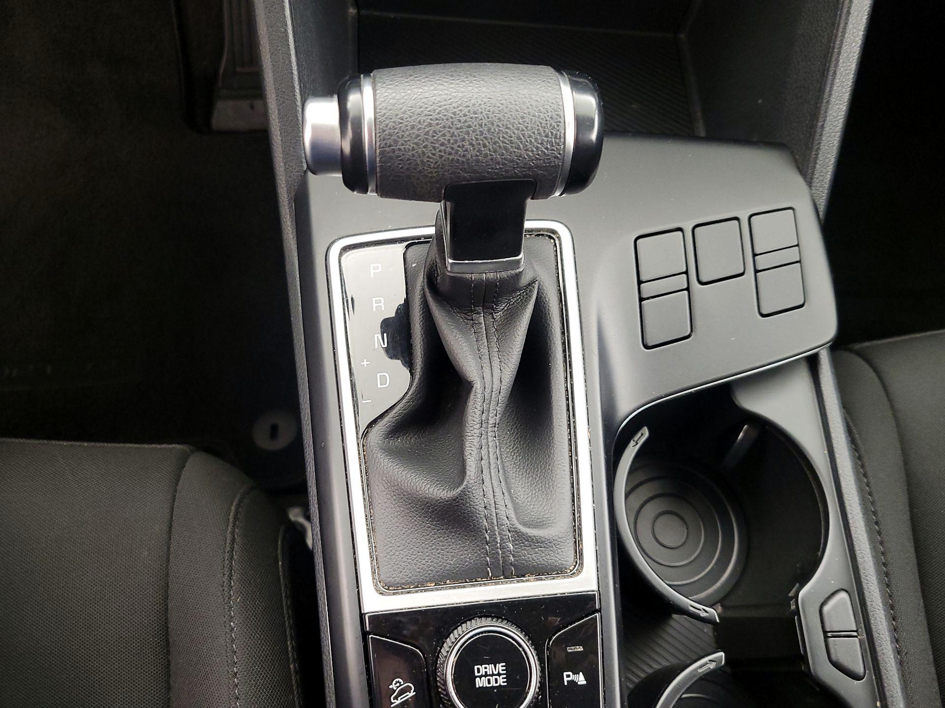 Thumbnail: 2025 Kia Sportage - 17