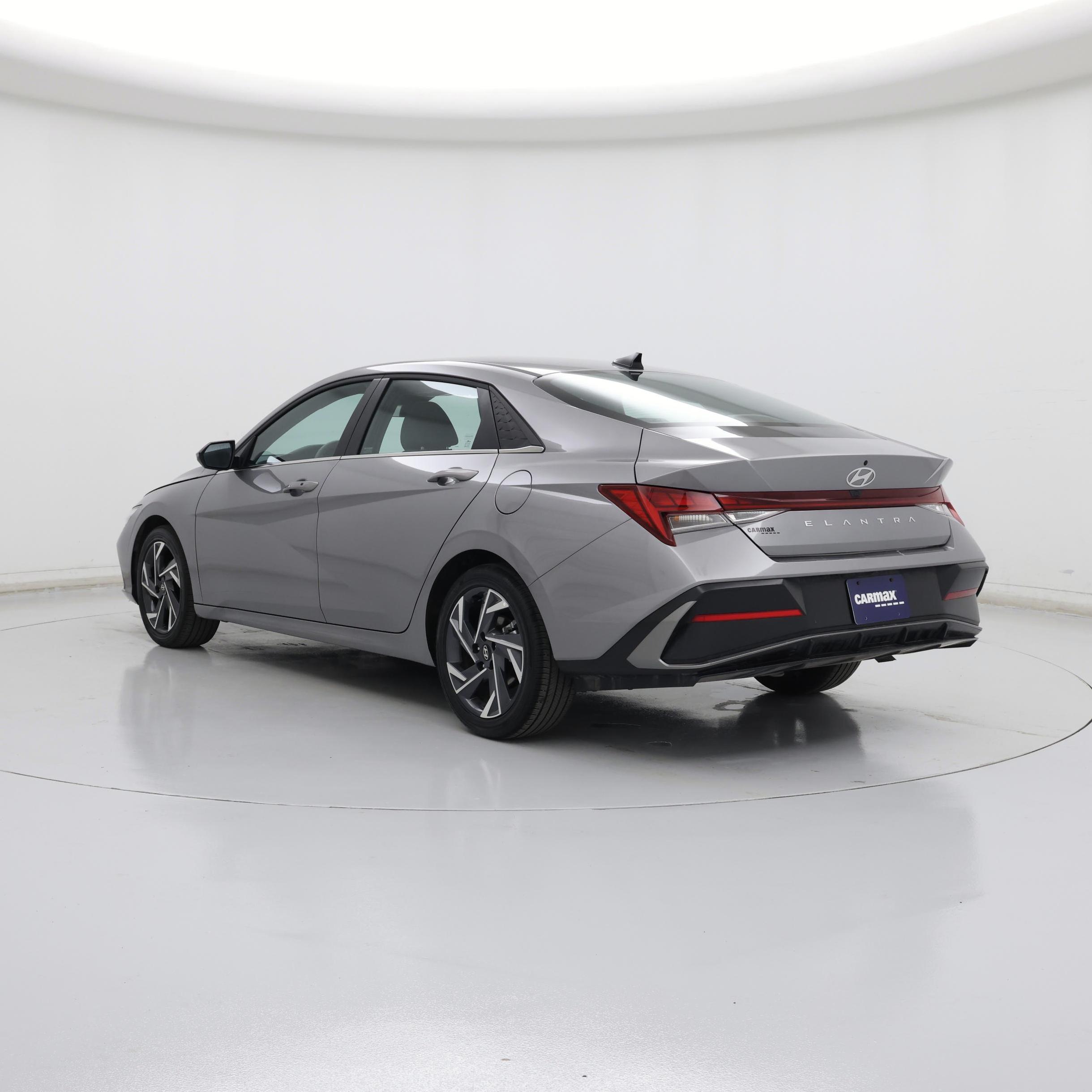 Thumbnail: 2025 Hyundai Elantra - 2