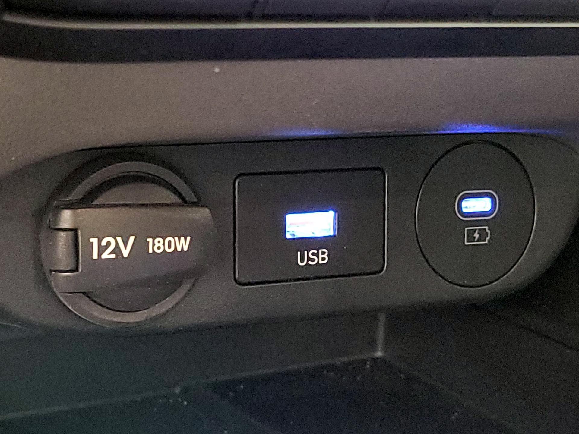 Thumbnail: 2025 Hyundai Elantra - 19