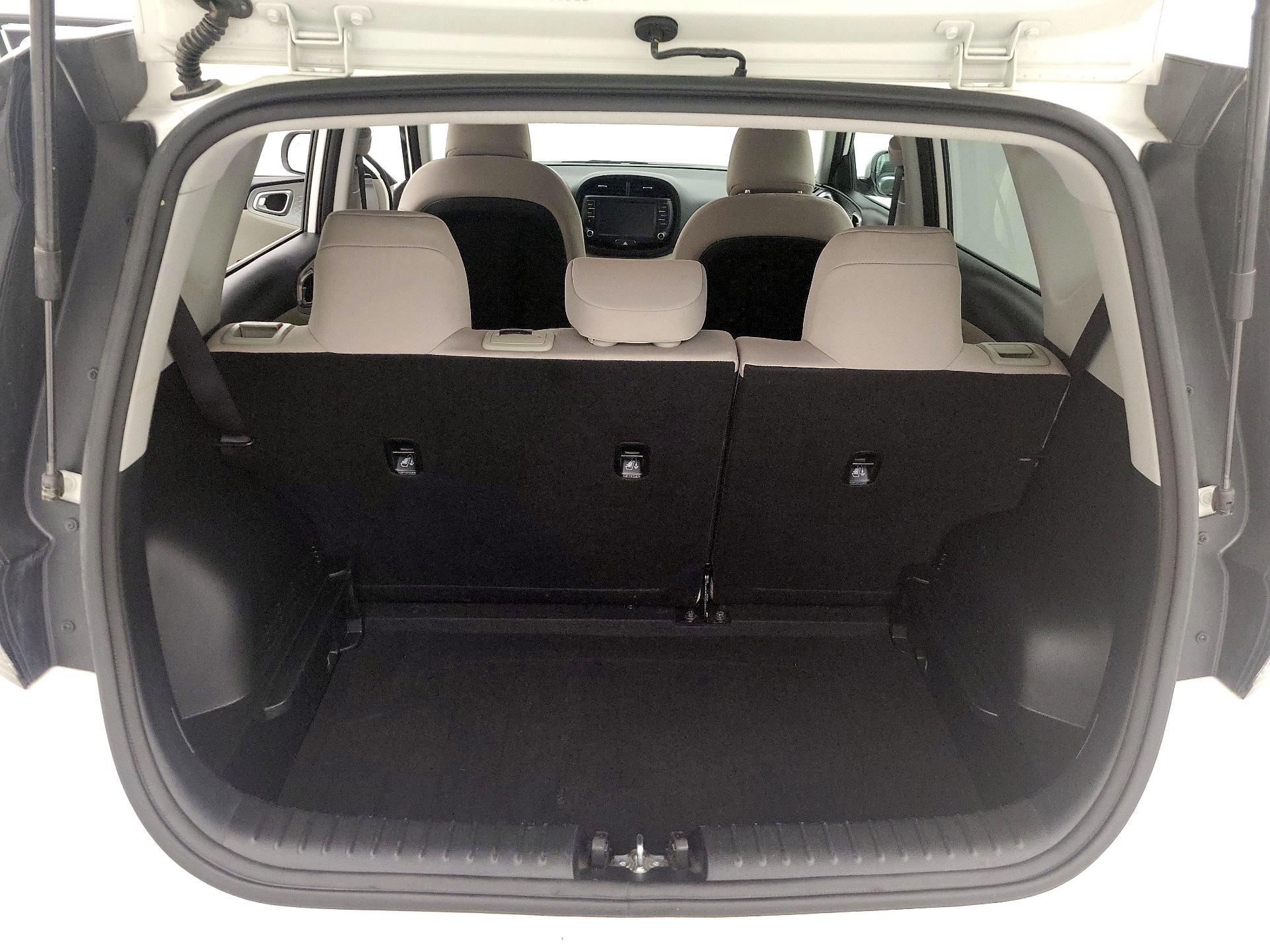 Thumbnail: 2025 Kia Soul - 20