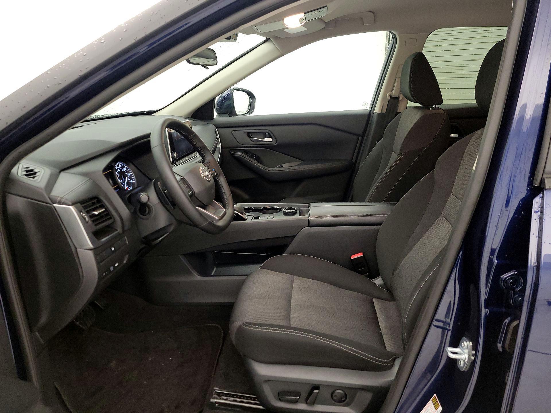 Thumbnail: 2025 Nissan Rogue - 11