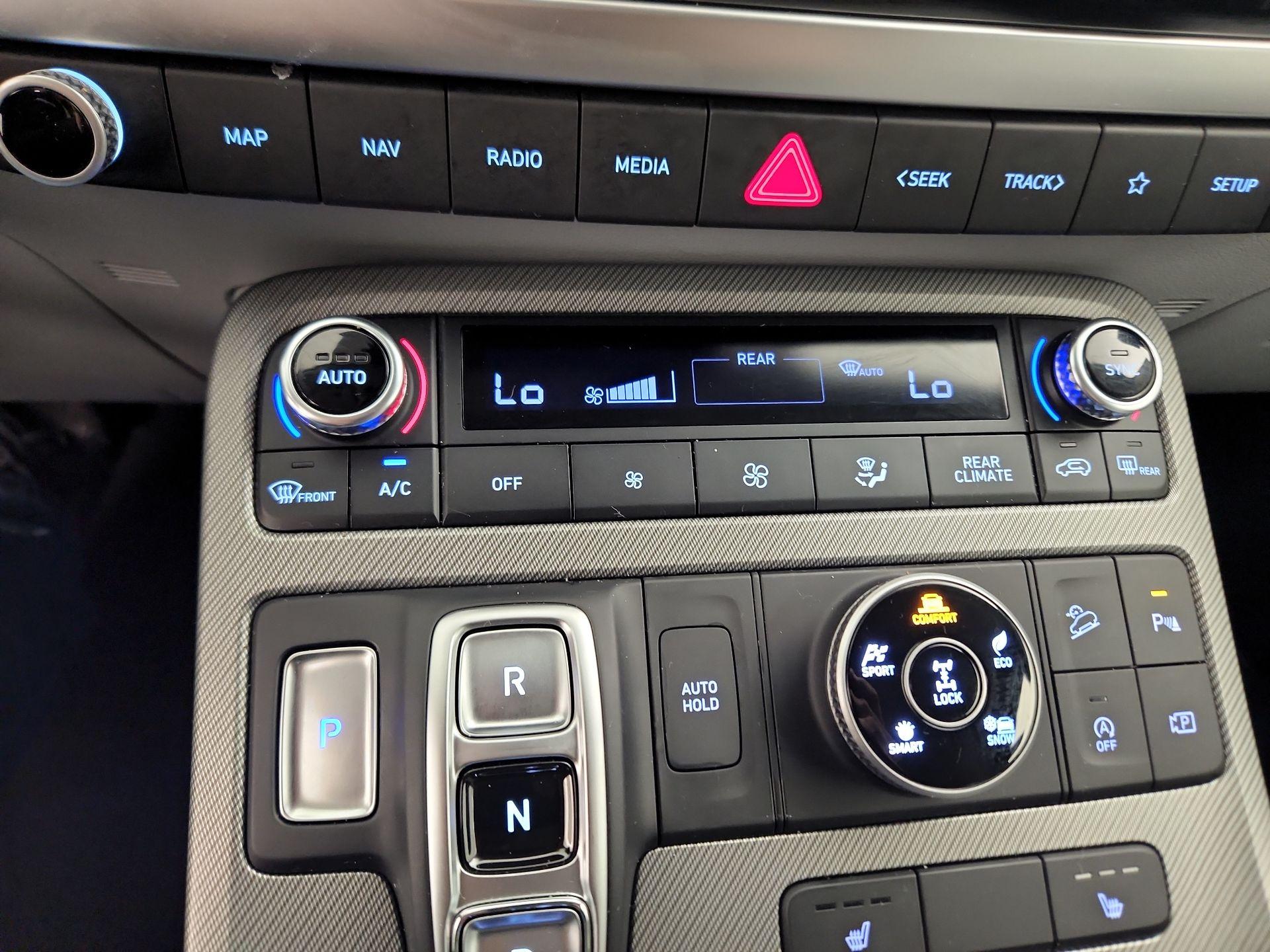 Thumbnail: 2025 Hyundai Palisade - 16