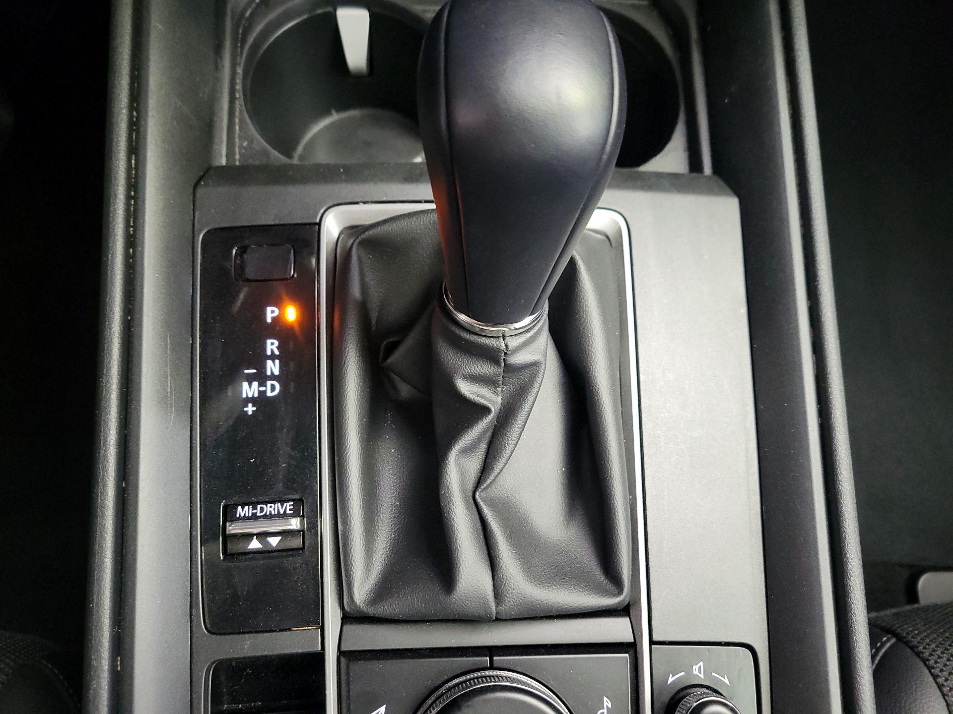 Thumbnail: 2025 Mazda CX-50 - 18