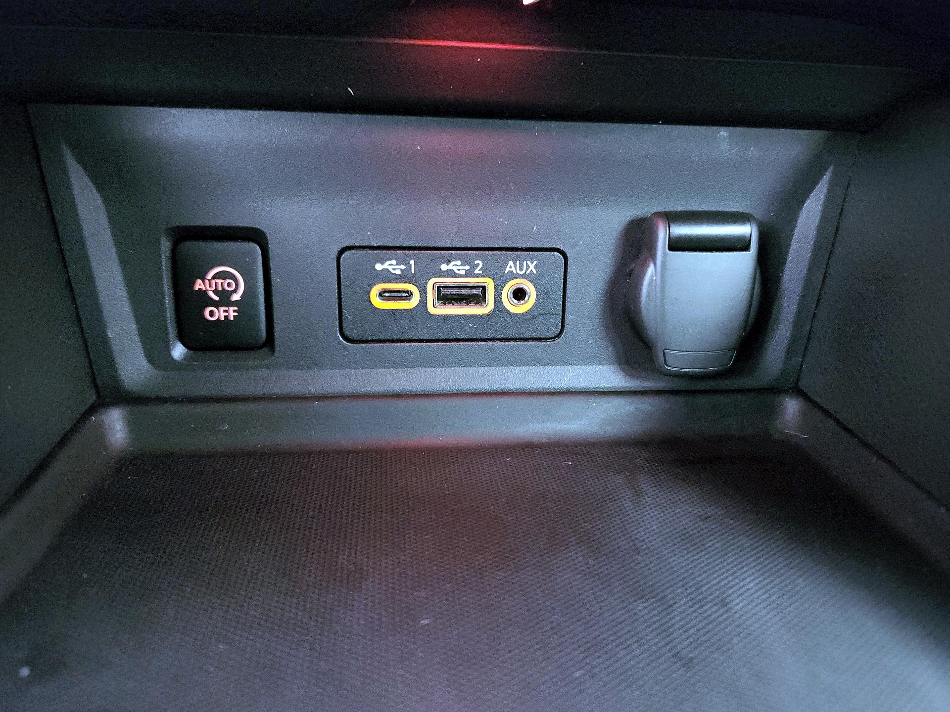 Thumbnail: 2024 Nissan Sentra - 18