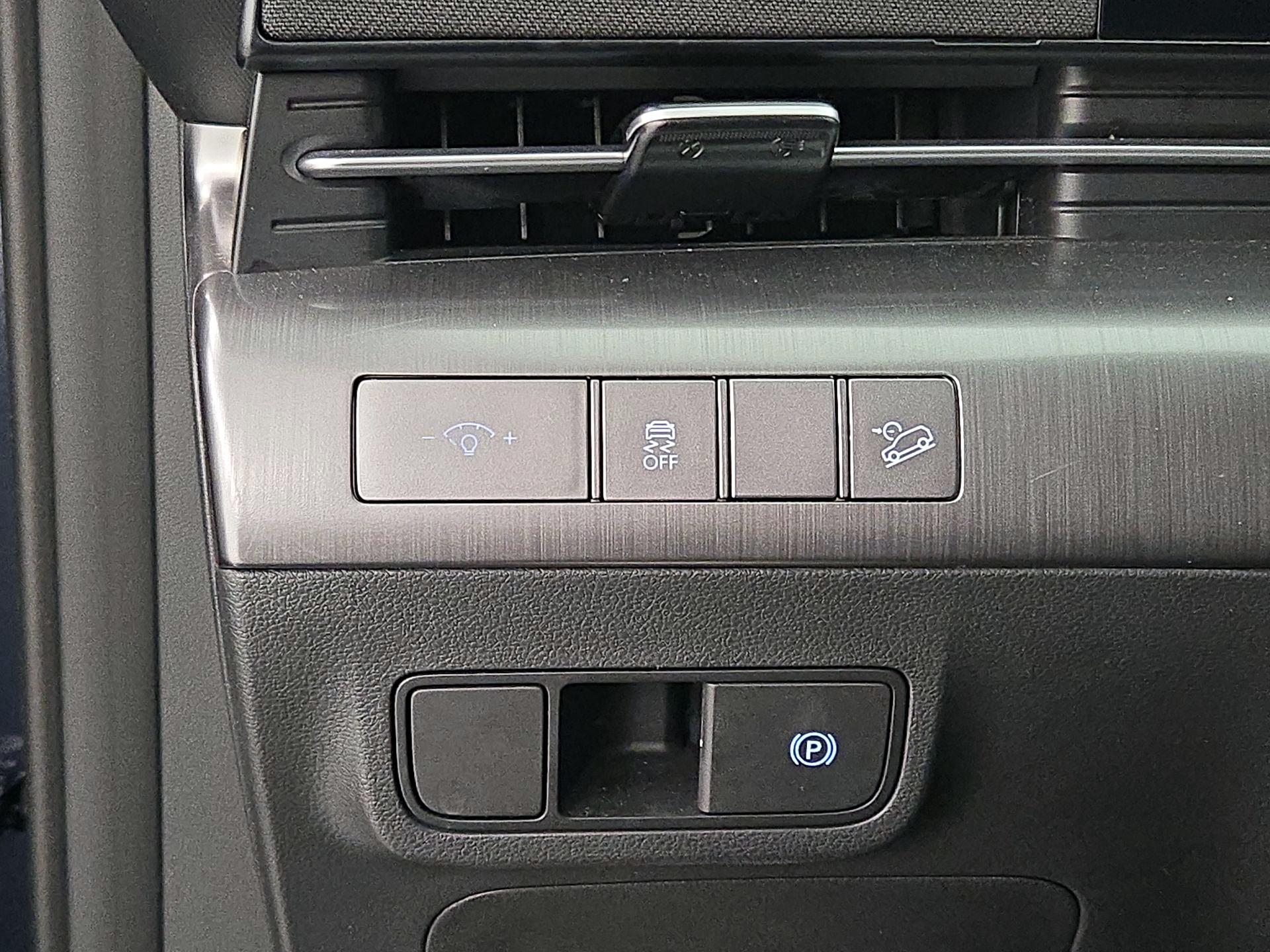 Thumbnail: 2025 Hyundai Kona - 13