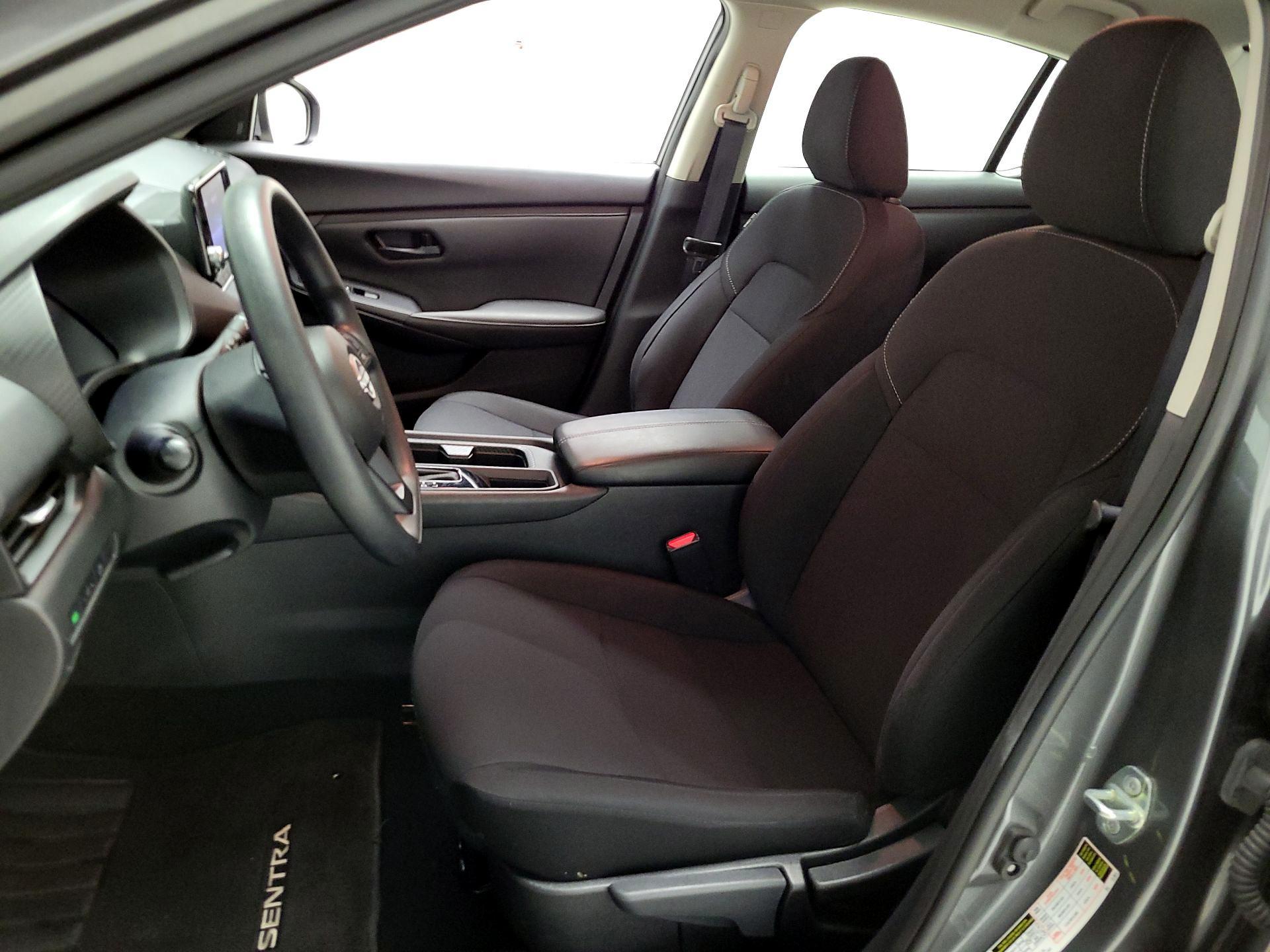 Thumbnail: 2025 Nissan Sentra - 11