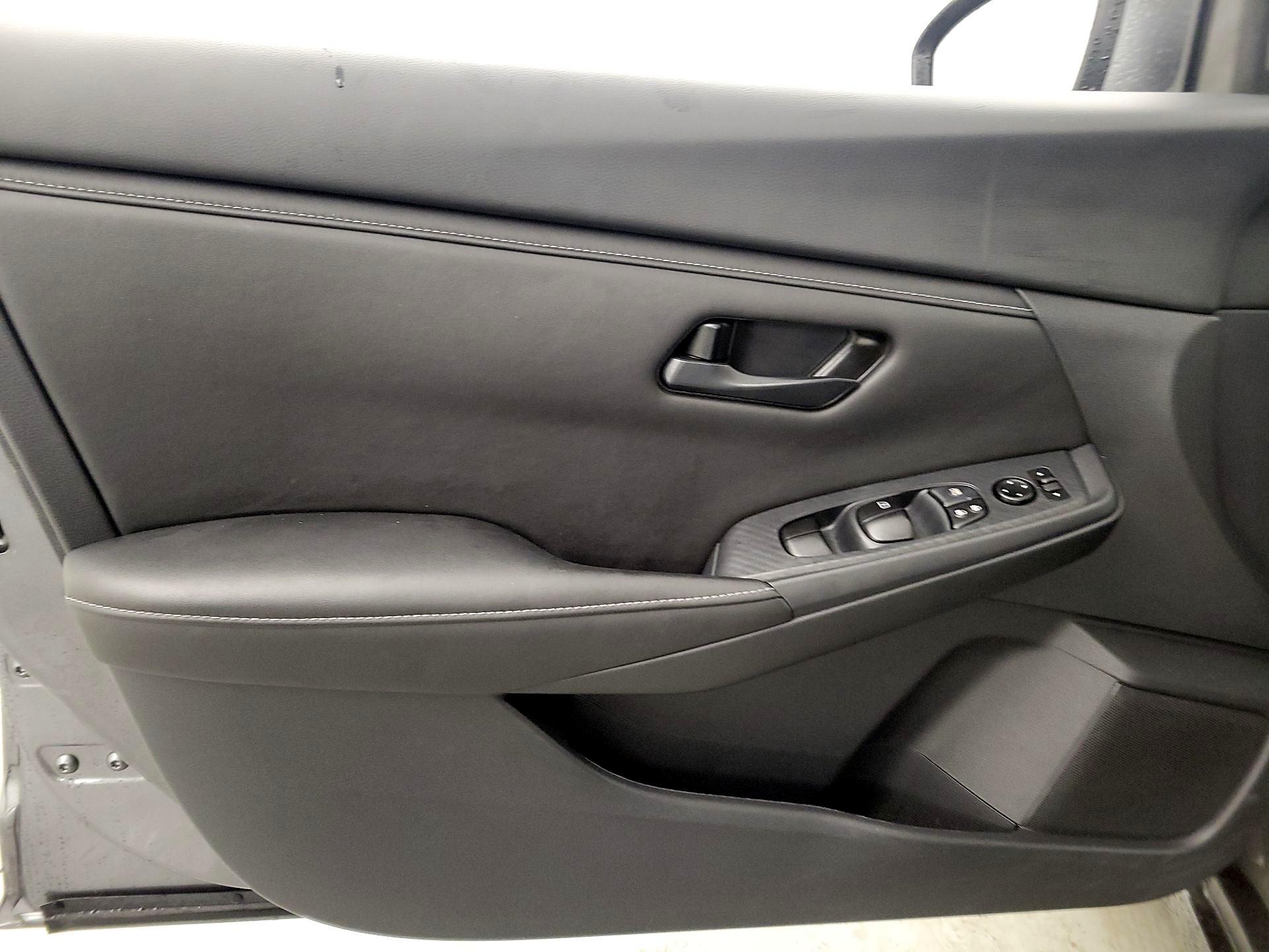 Thumbnail: 2025 Nissan Sentra - 12