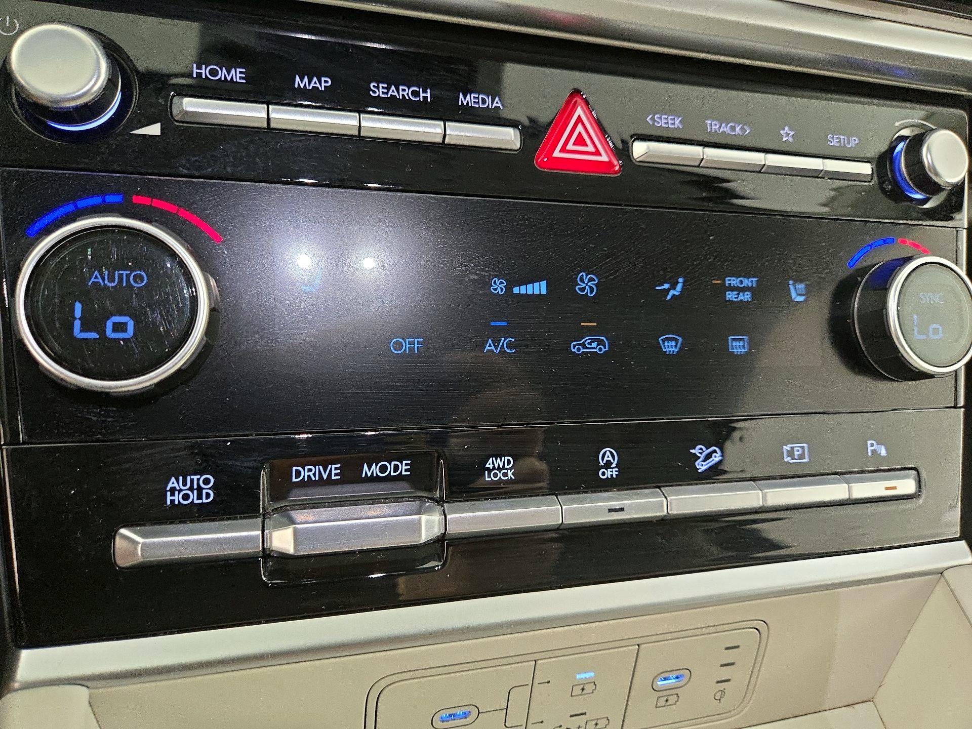 Thumbnail: 2025 Hyundai Santa Fe - 16