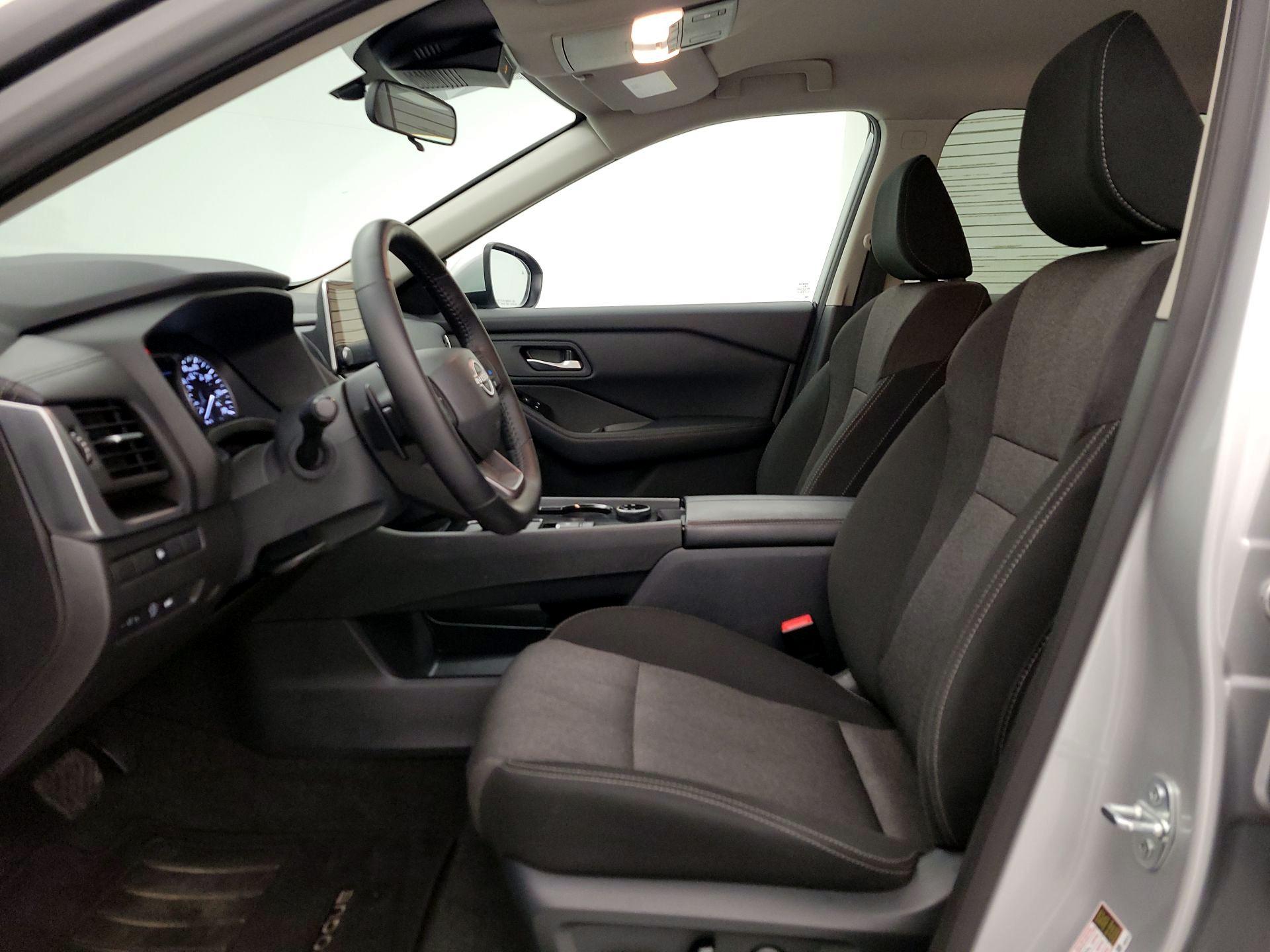 Thumbnail: 2025 Nissan Rogue - 11