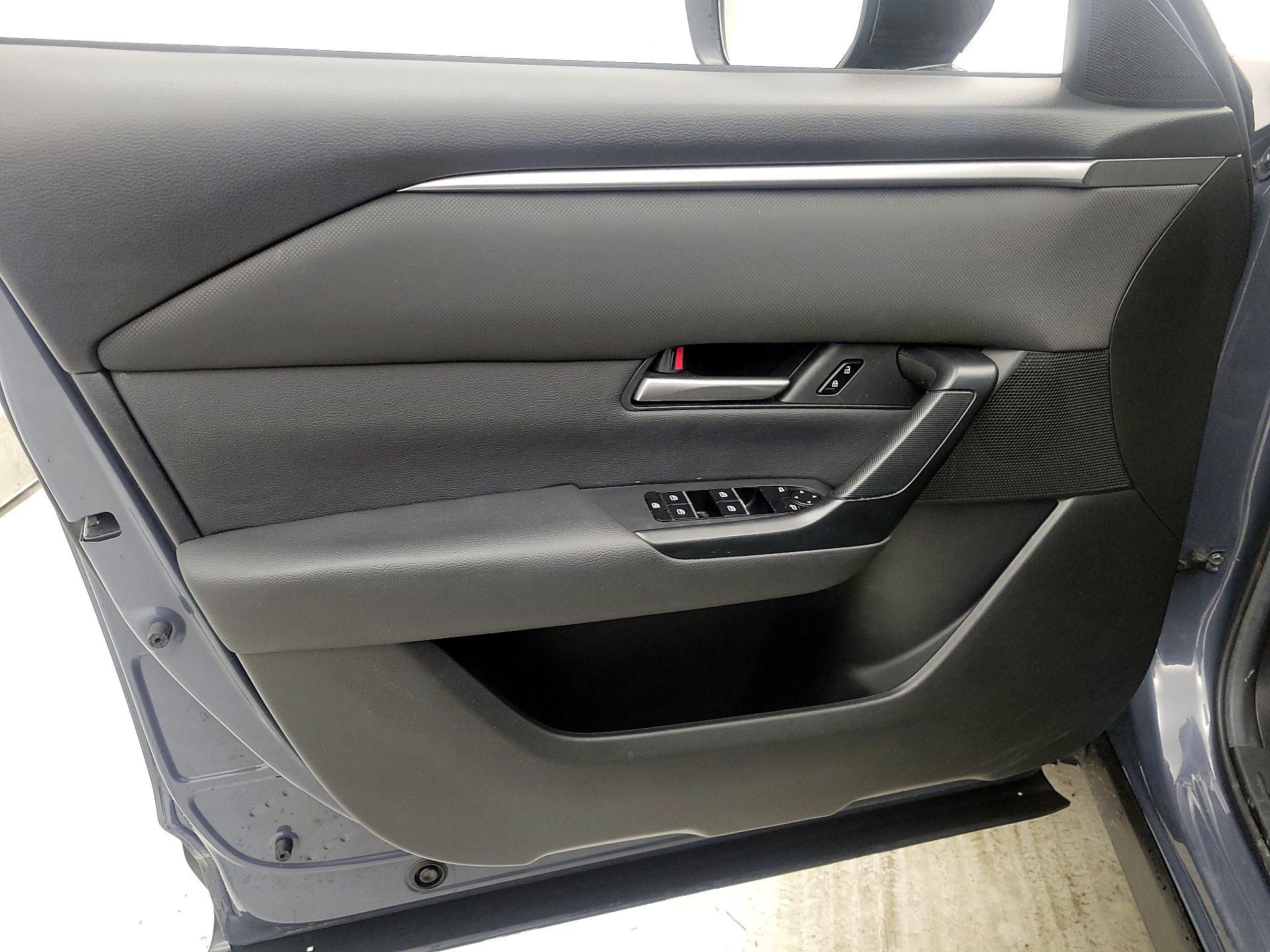 Thumbnail: 2025 Mazda CX-50 - 12