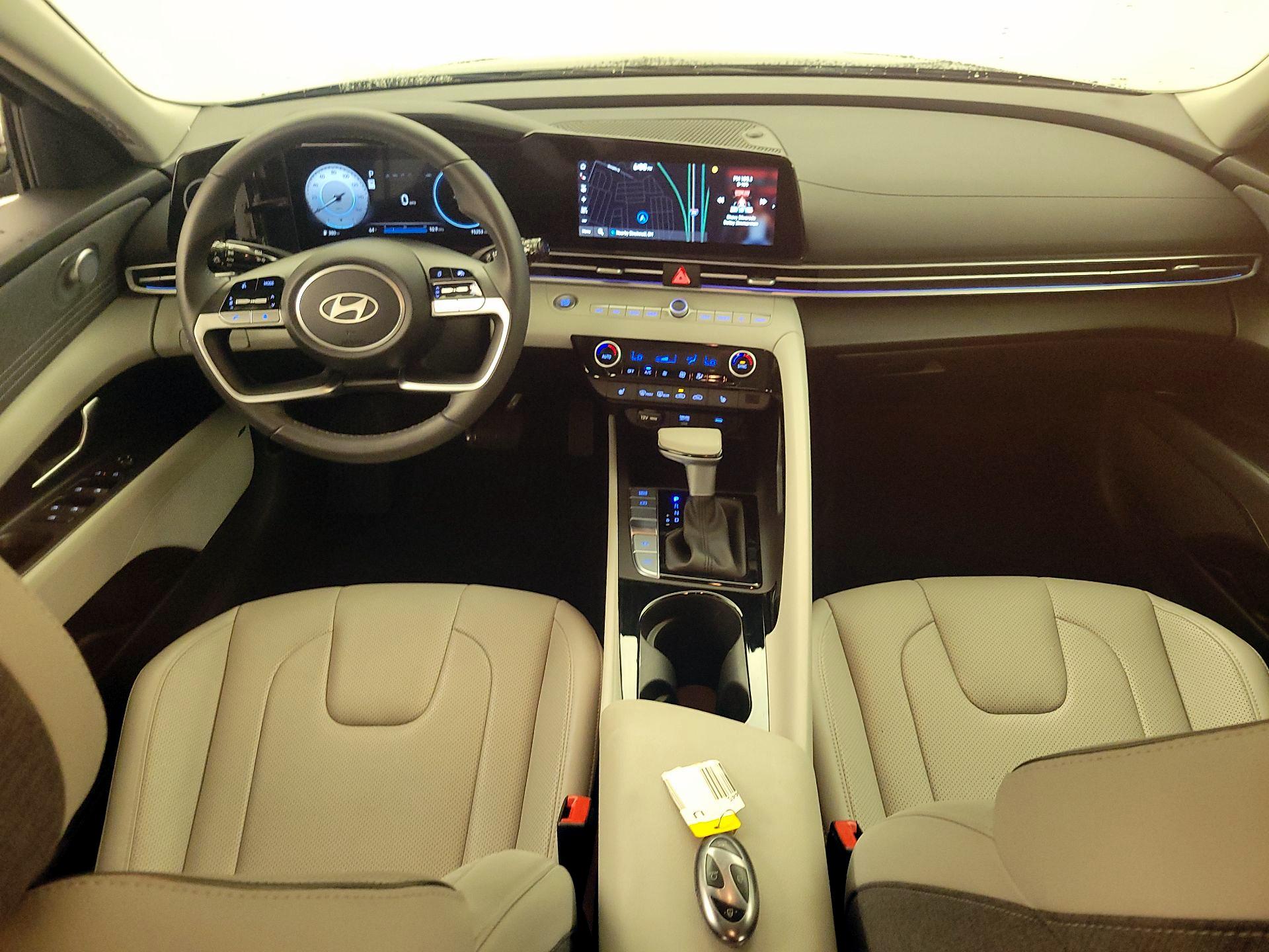 Thumbnail: 2025 Hyundai Elantra - 9