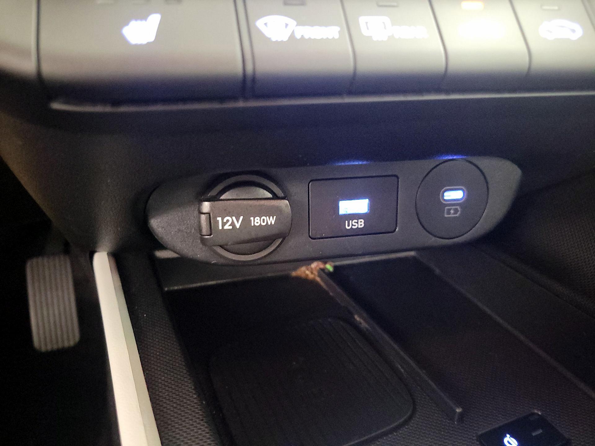 Thumbnail: 2025 Hyundai Elantra - 19