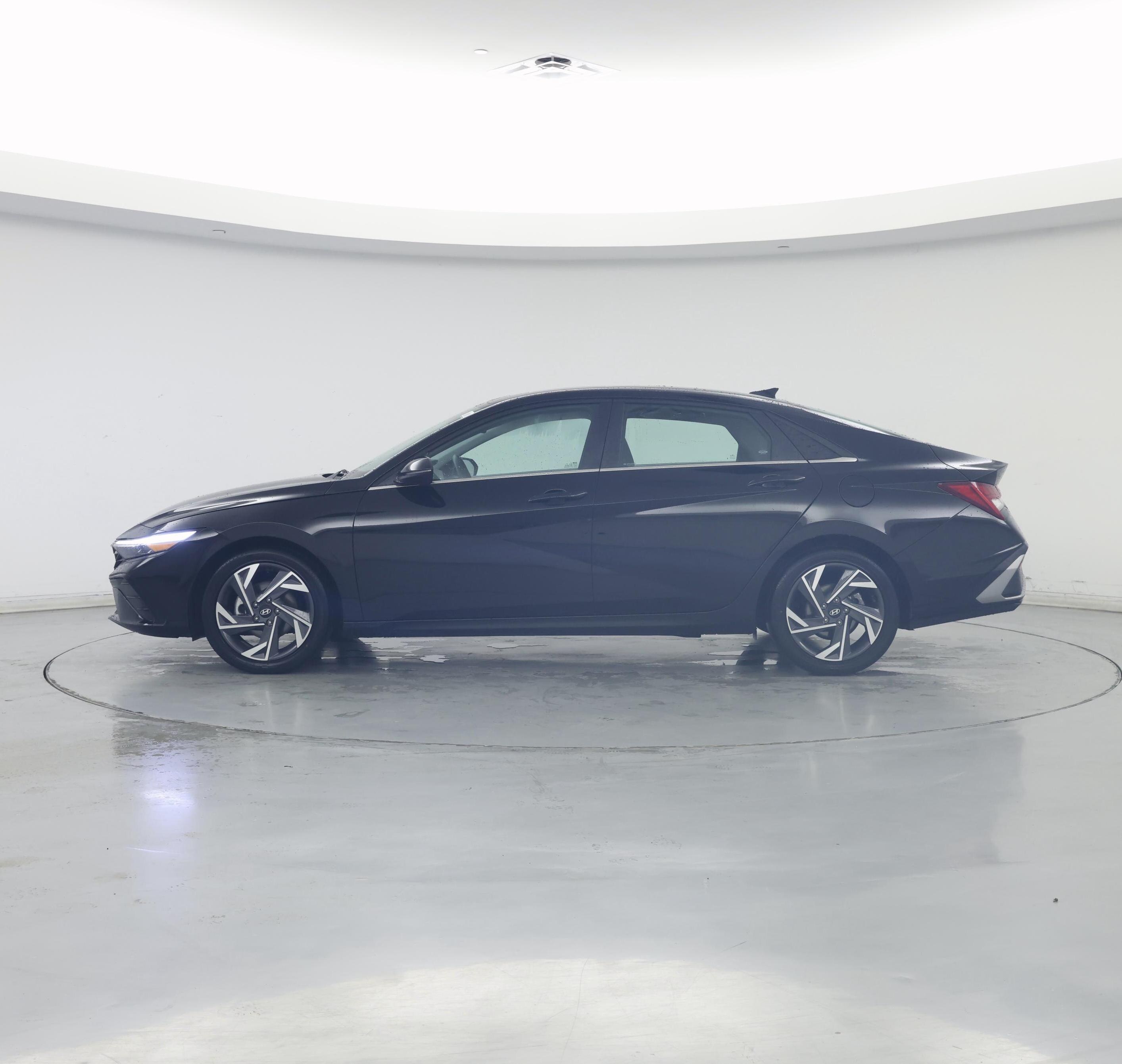 Thumbnail: 2025 Hyundai Elantra - 3