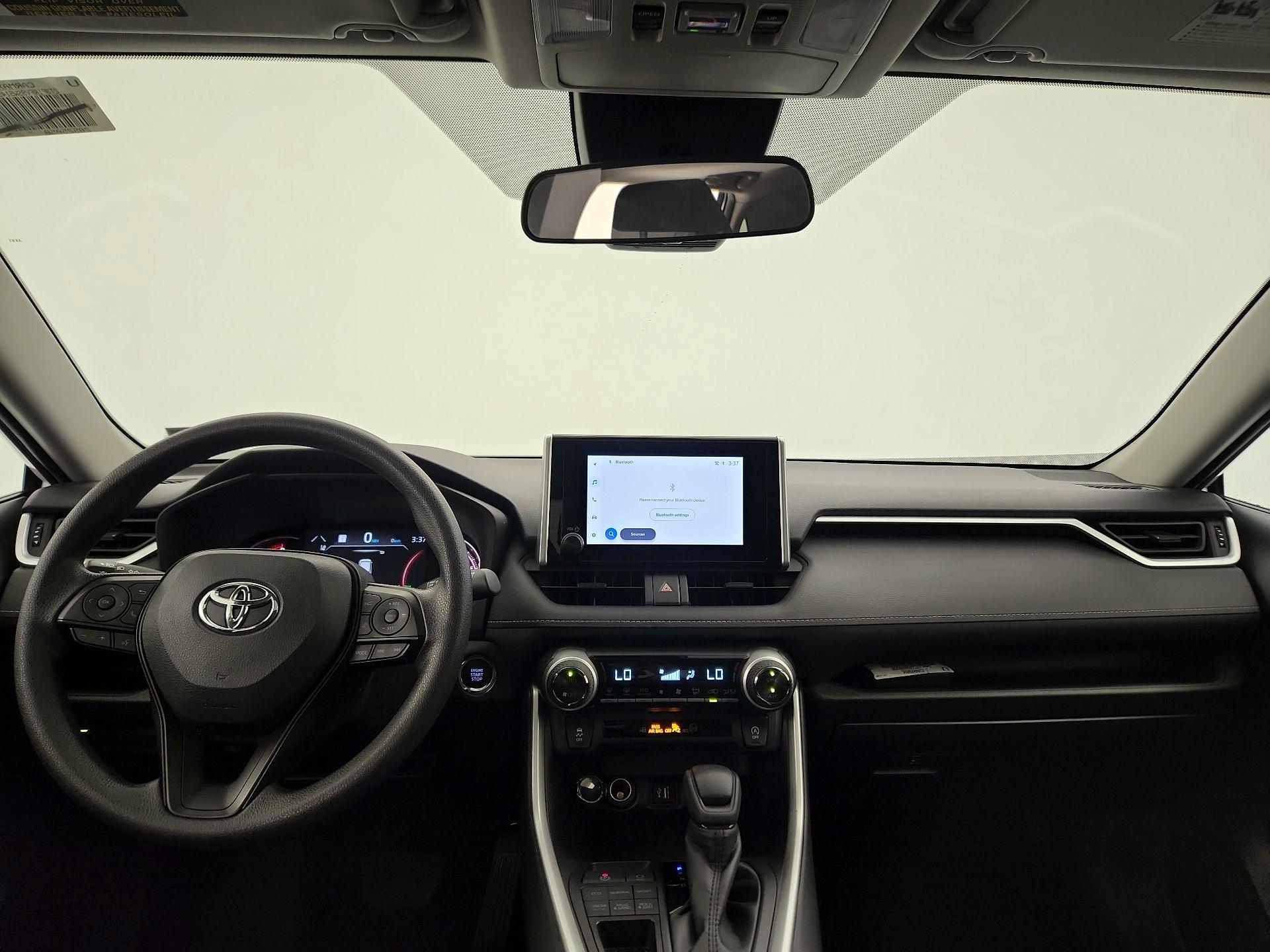 Thumbnail: 2025 Toyota RAV4 - 9