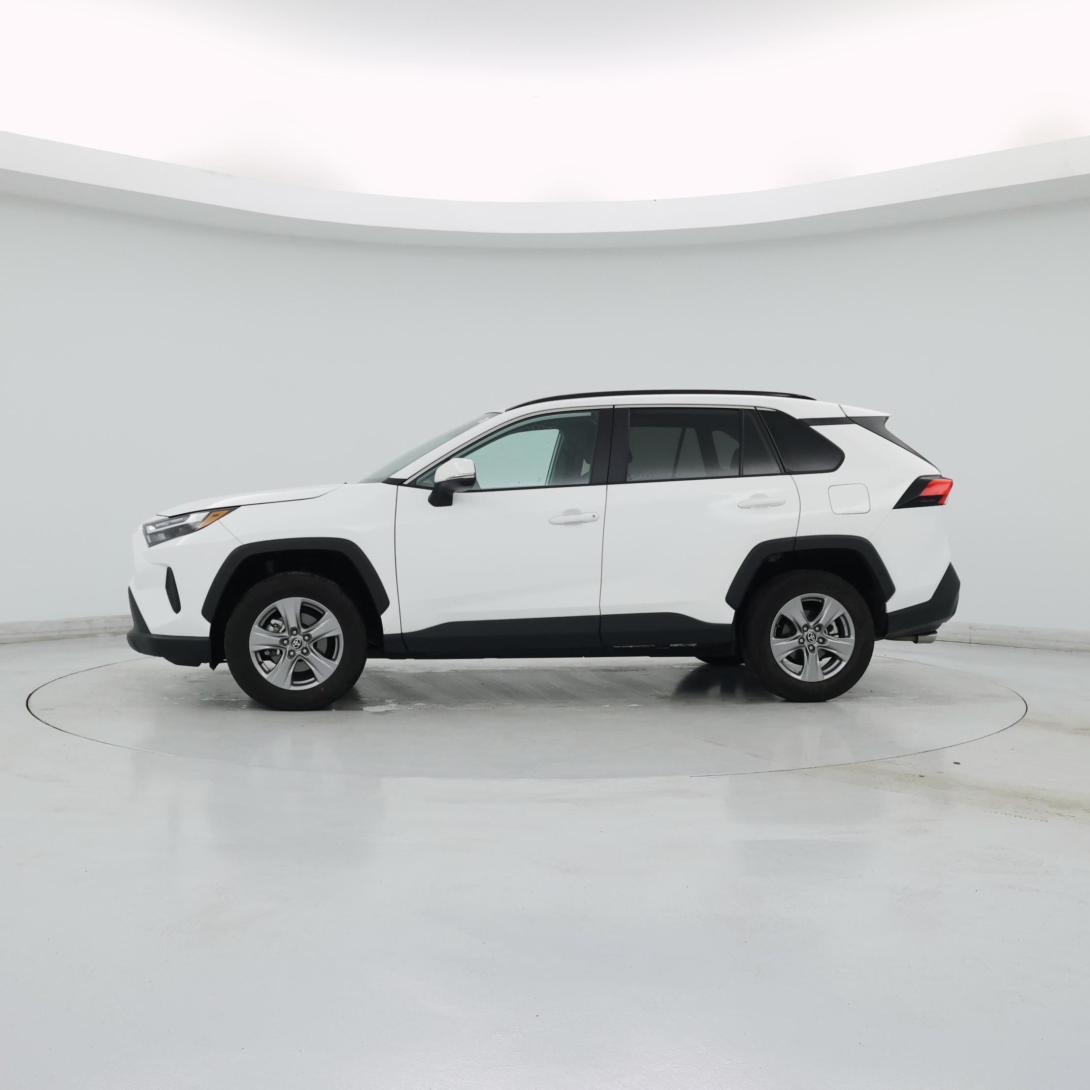 Thumbnail: 2025 Toyota RAV4 - 3