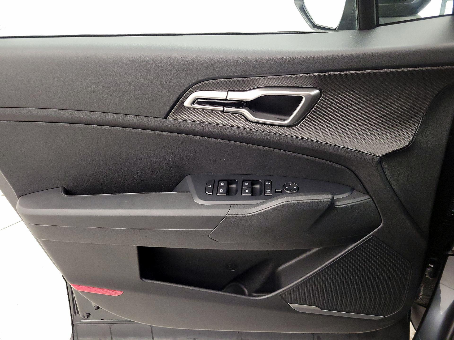 Thumbnail: 2025 Kia Sportage - 12