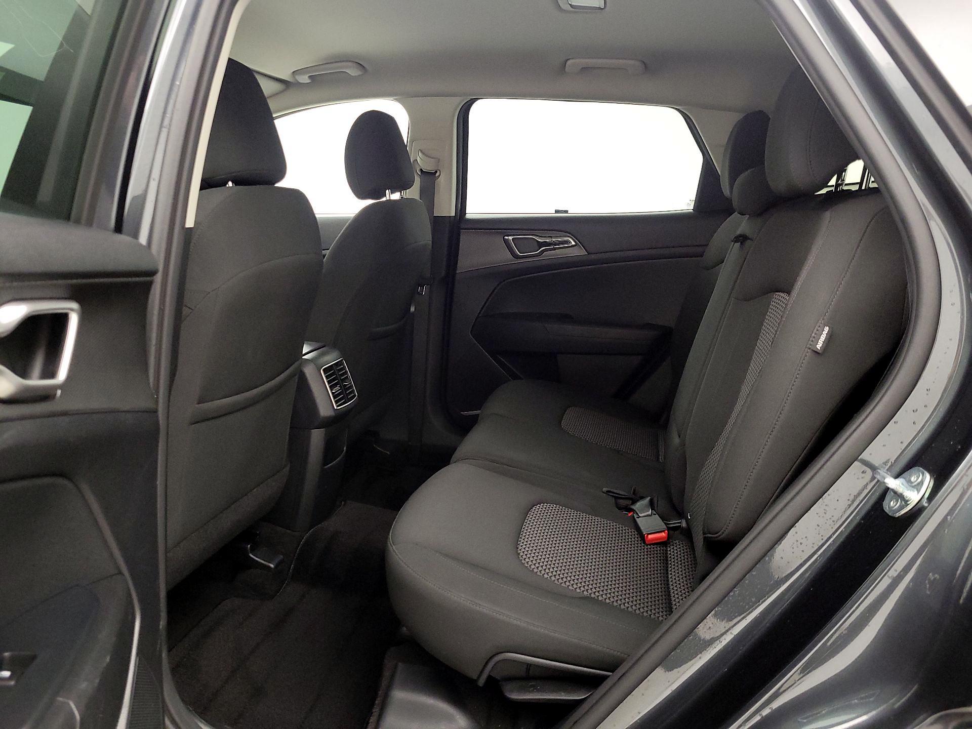 Thumbnail: 2025 Kia Sportage - 19