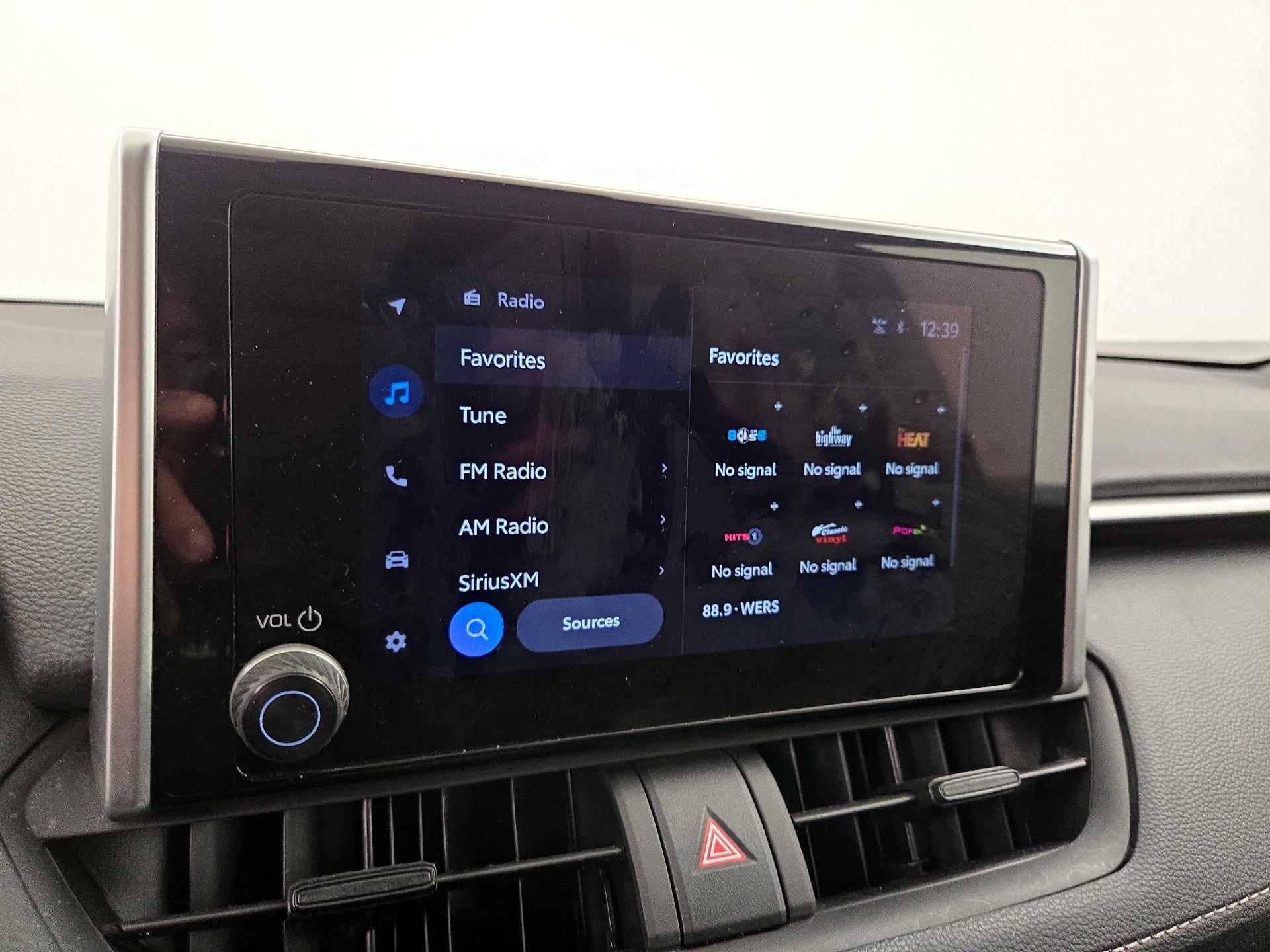 Thumbnail: 2025 Toyota RAV4 - 15