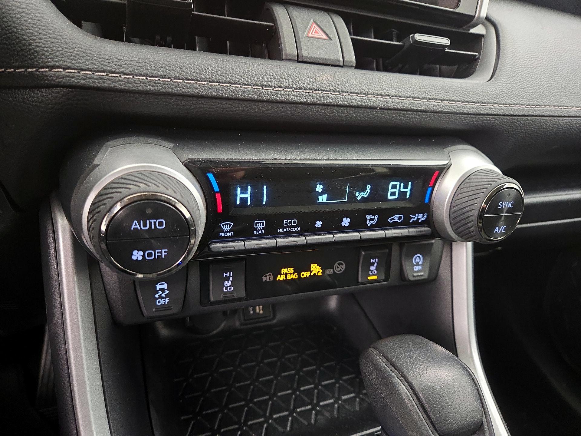 Thumbnail: 2025 Toyota RAV4 - 16