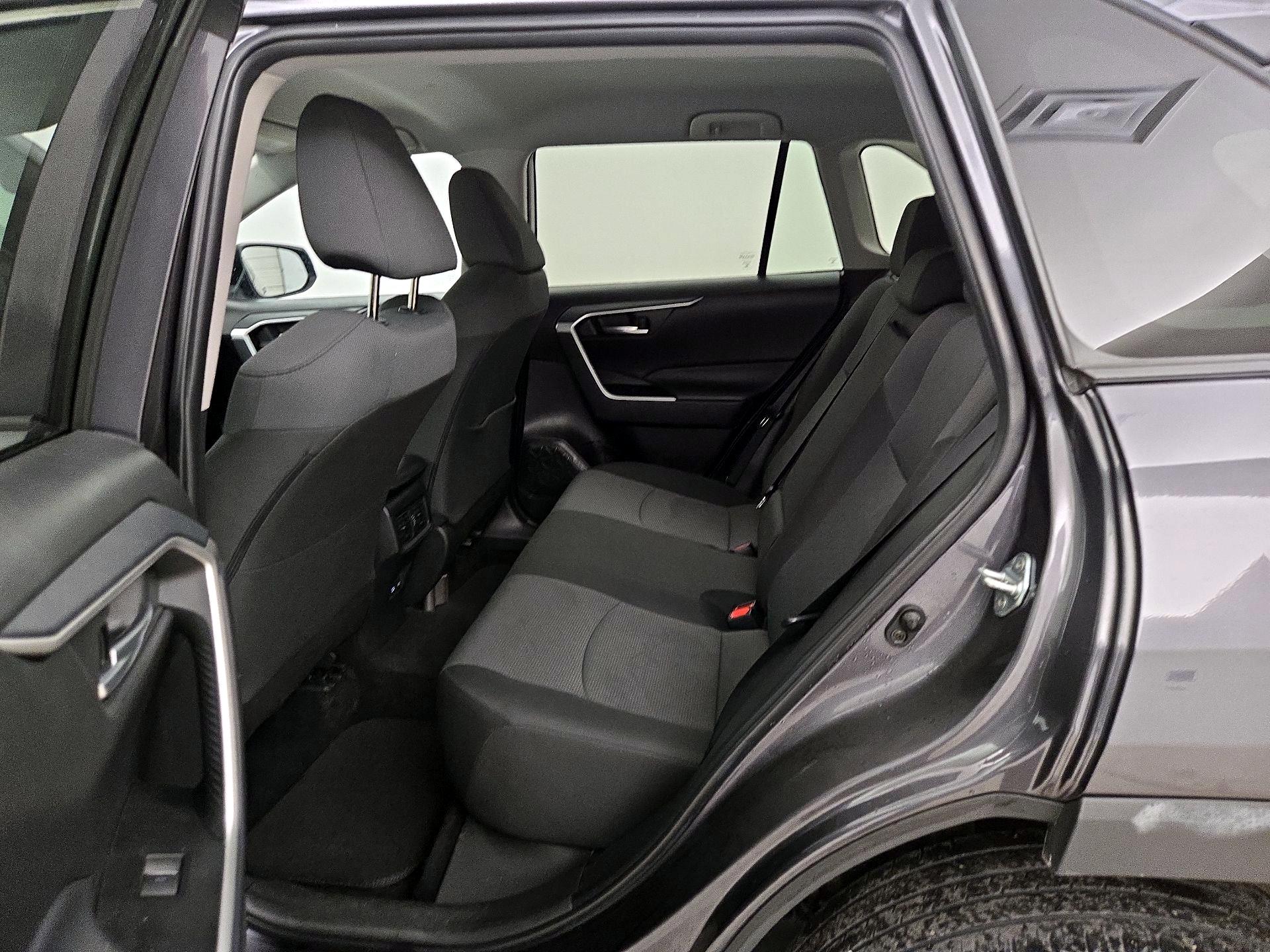 Thumbnail: 2025 Toyota RAV4 - 19