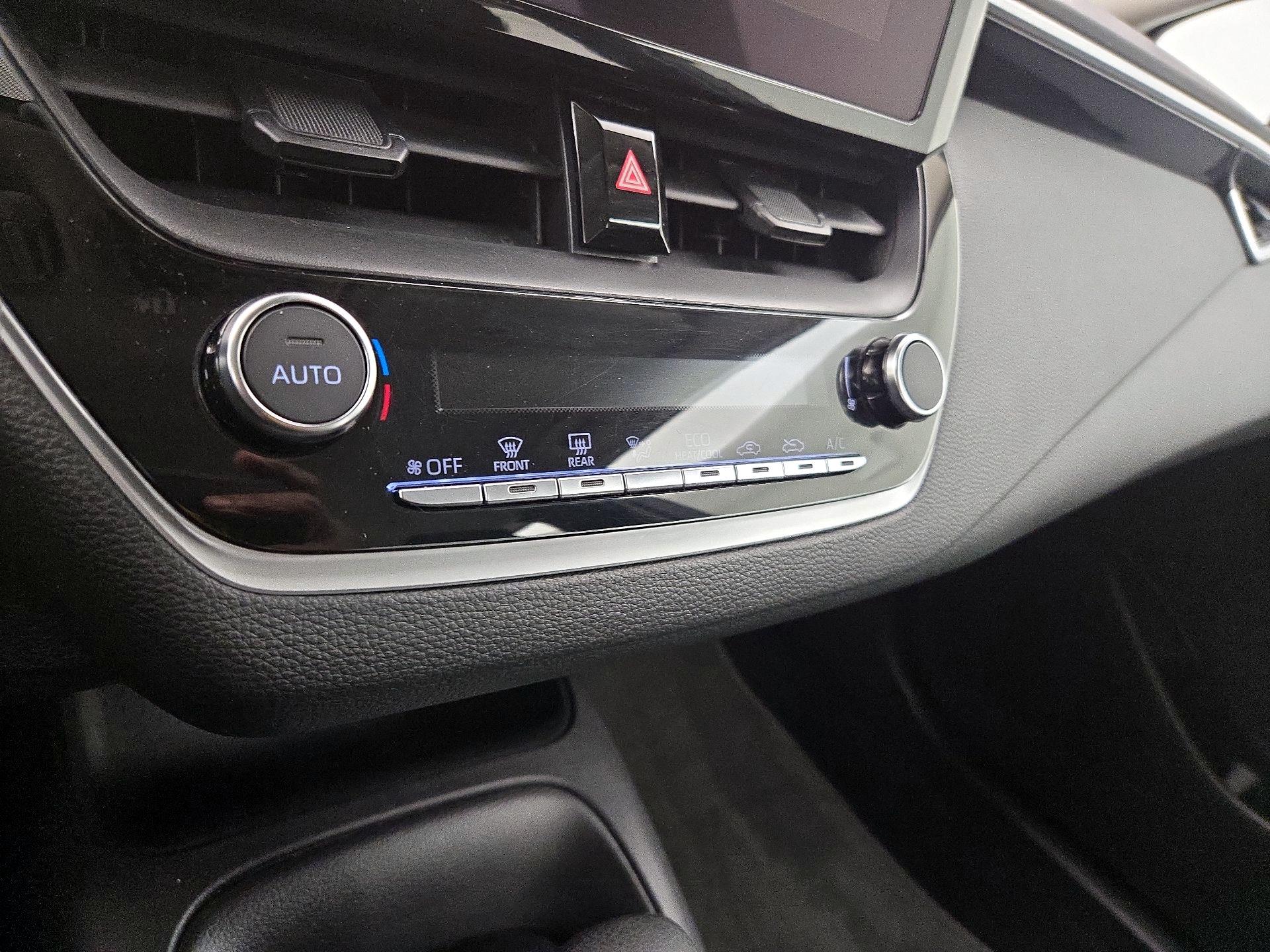 Thumbnail: 2025 Toyota Corolla - 16