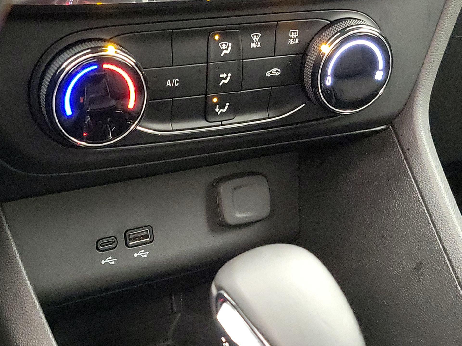 Thumbnail: 2025 Buick Encore GX - 16