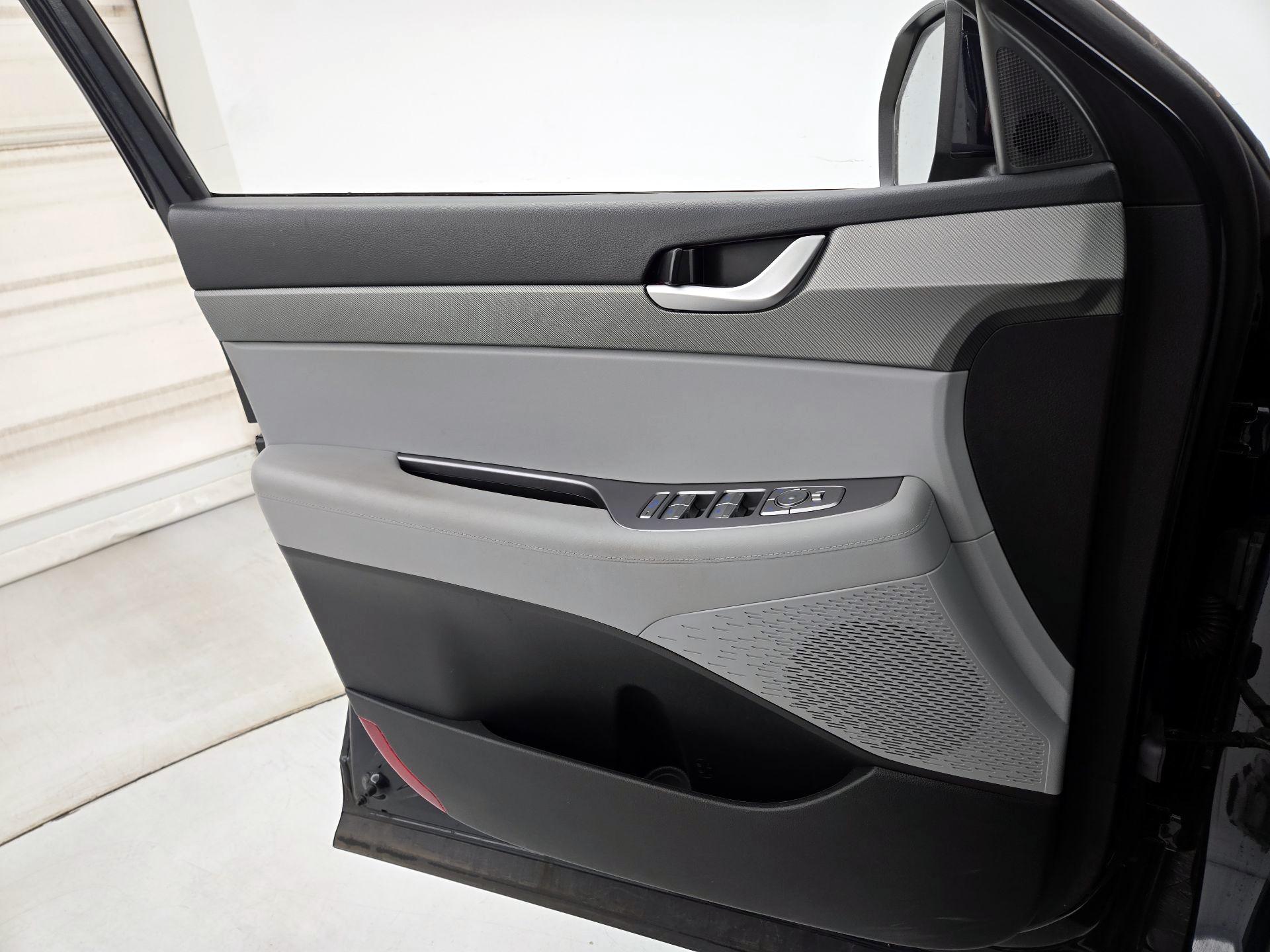 Thumbnail: 2025 Hyundai Palisade - 12