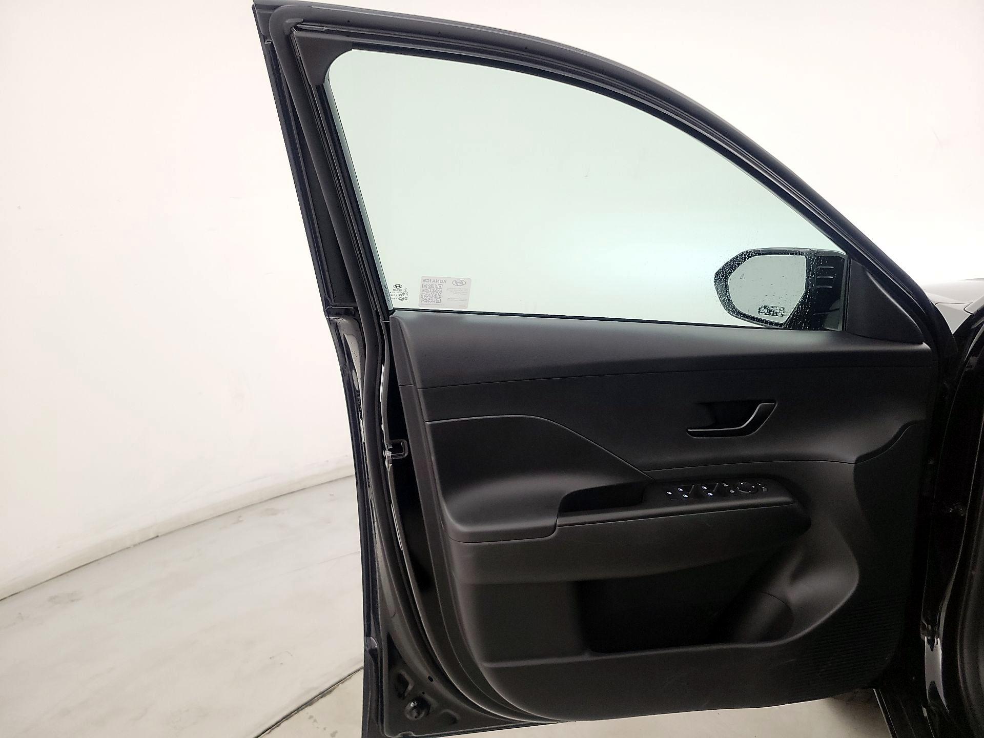 Thumbnail: 2025 Hyundai Kona - 12