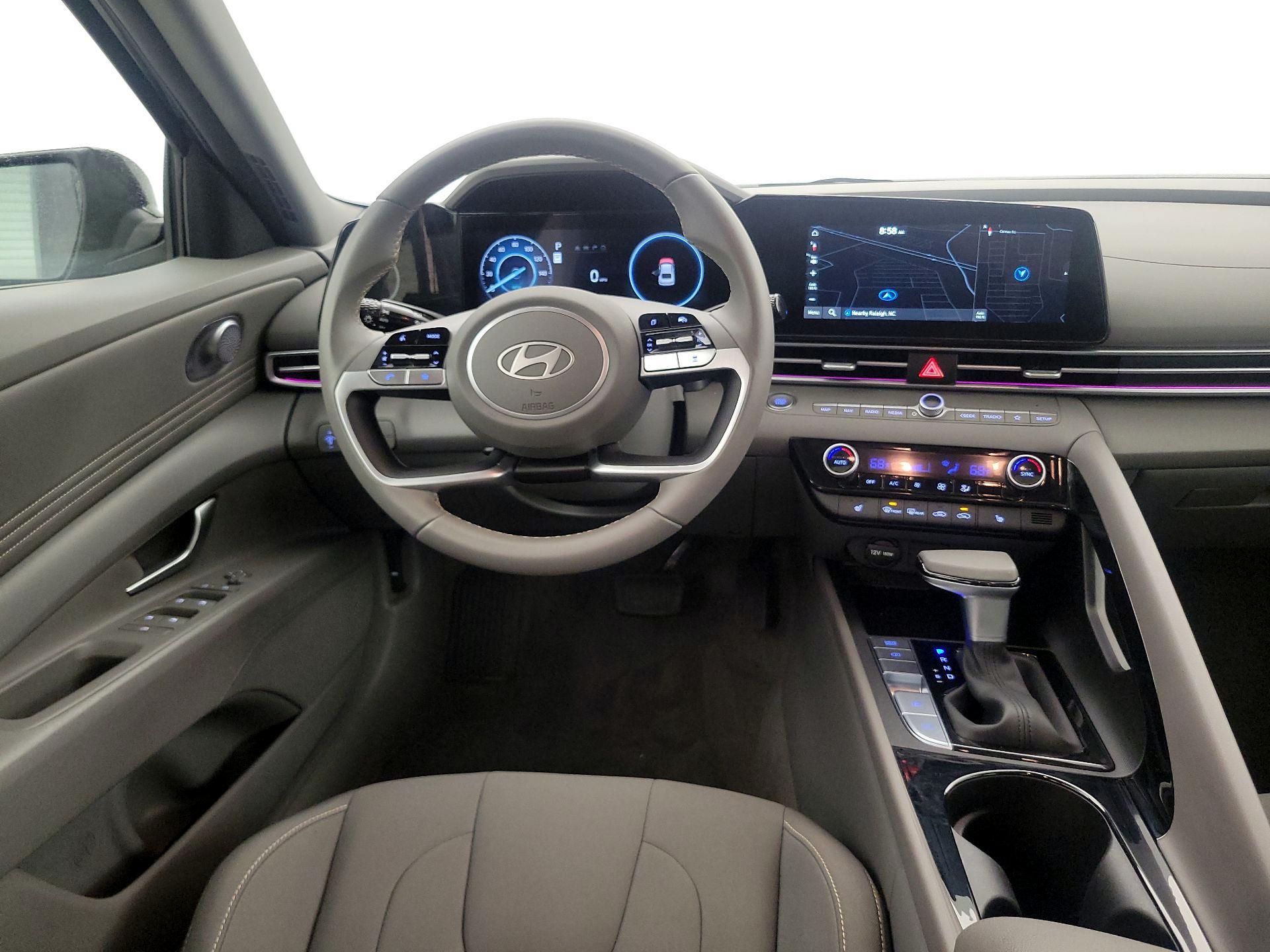 Thumbnail: 2025 Hyundai Elantra - 10