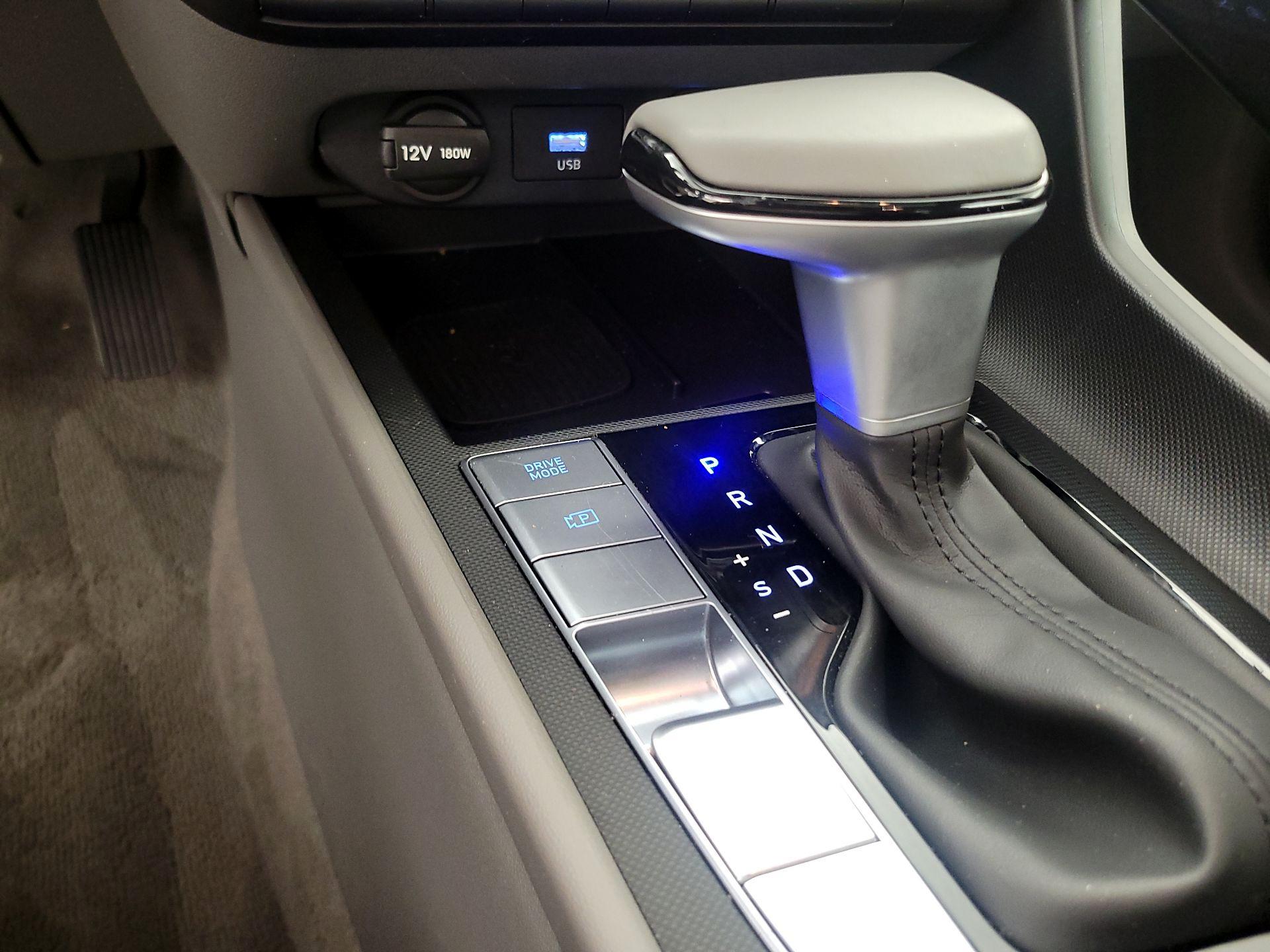 Thumbnail: 2025 Hyundai Elantra - 18