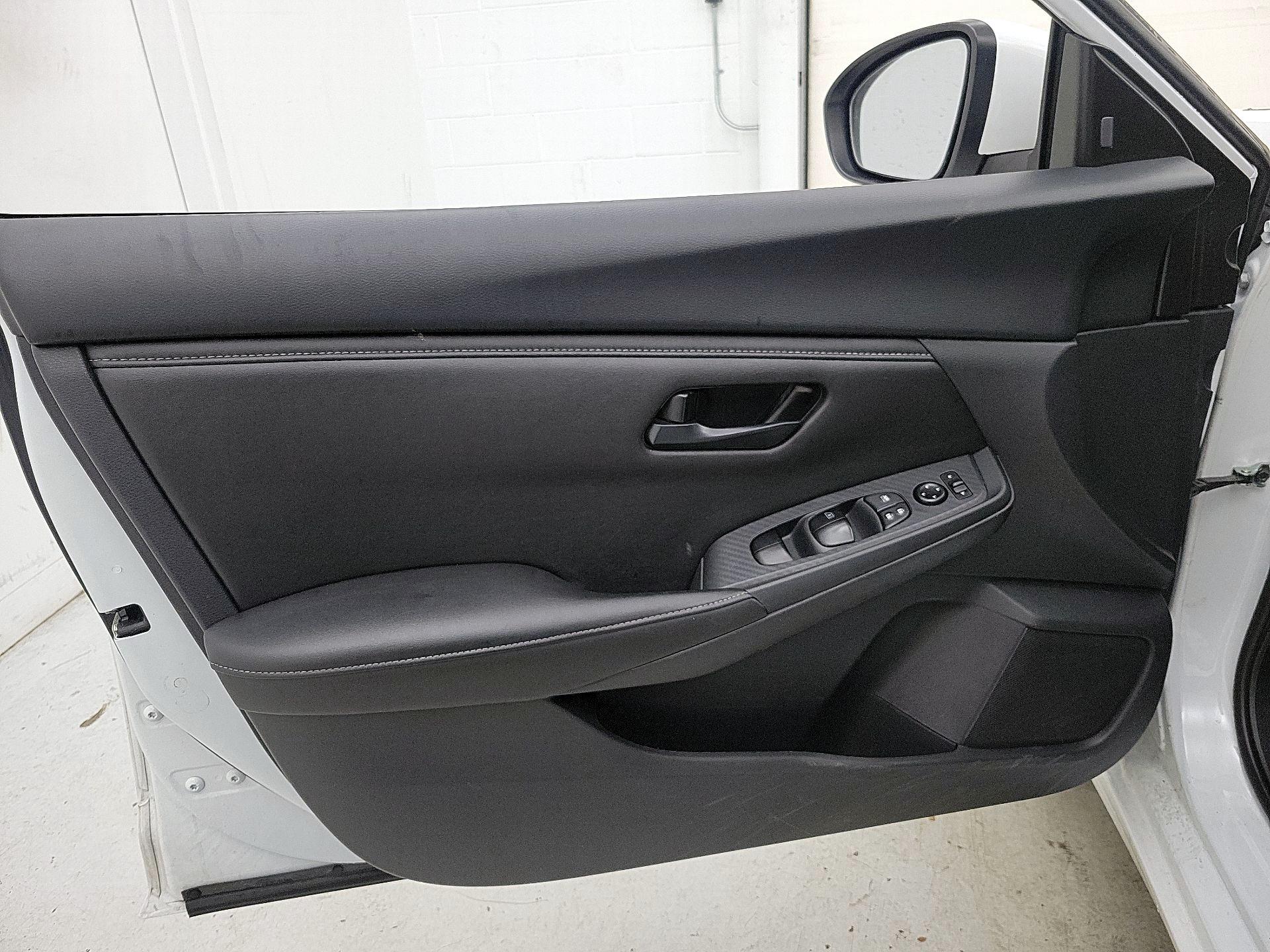 Thumbnail: 2025 Nissan Sentra - 12